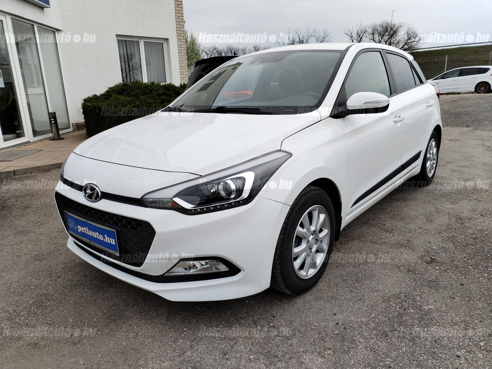 HYUNDAI I20 2016/12 - 1