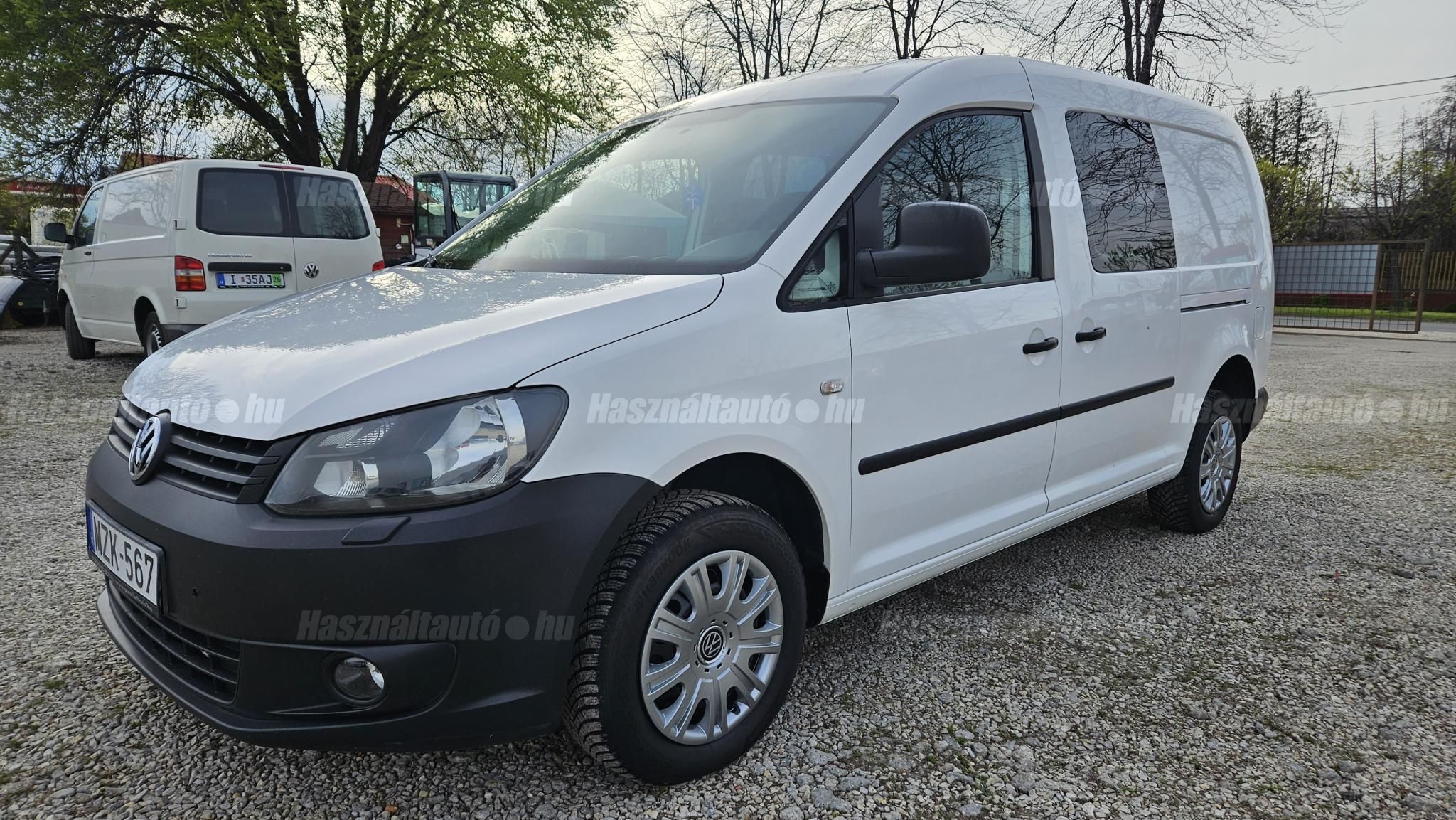 VOLKSWAGEN CADDY MAXI 2015 - 1