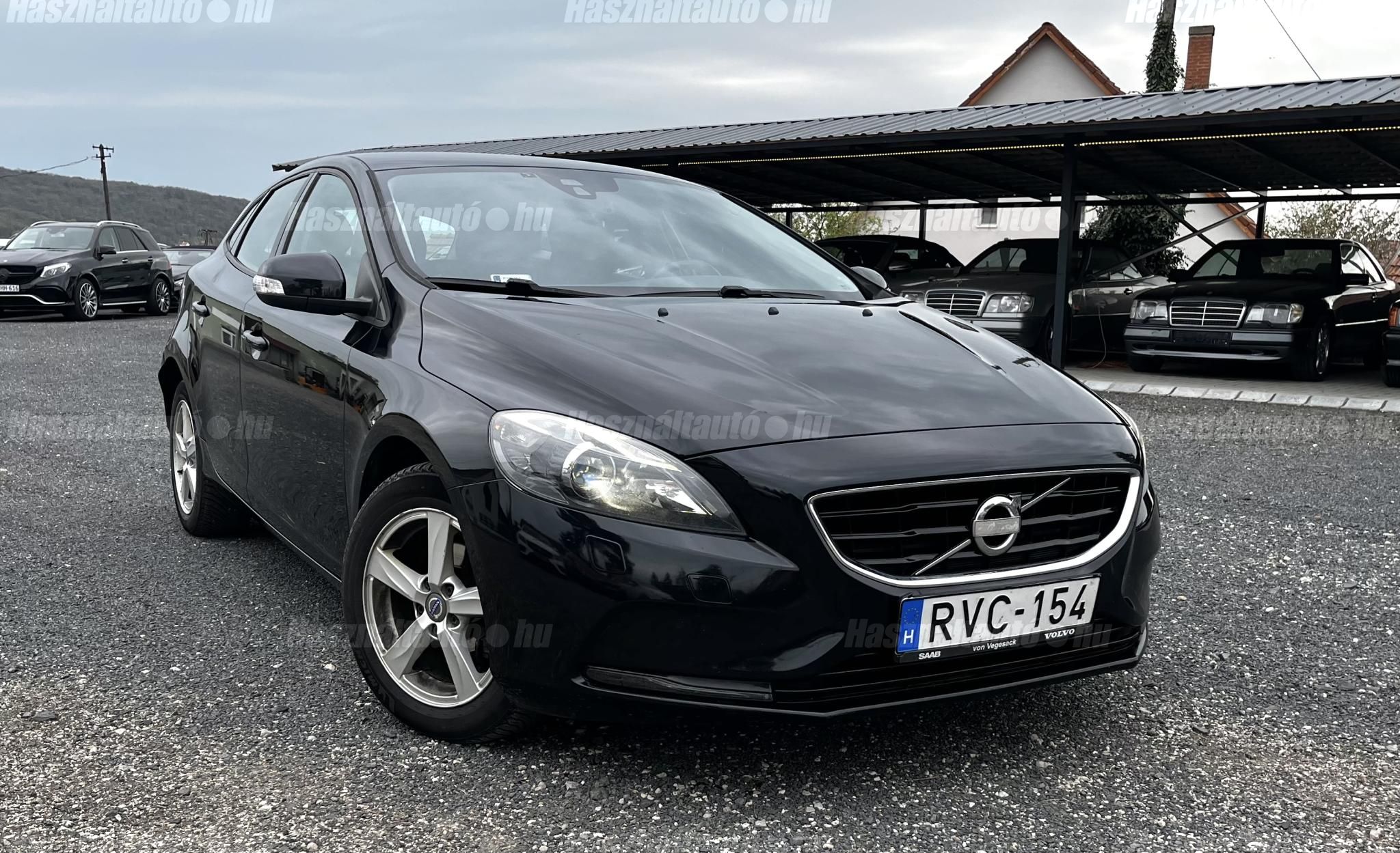 VOLVO V40 2013/11 - 1