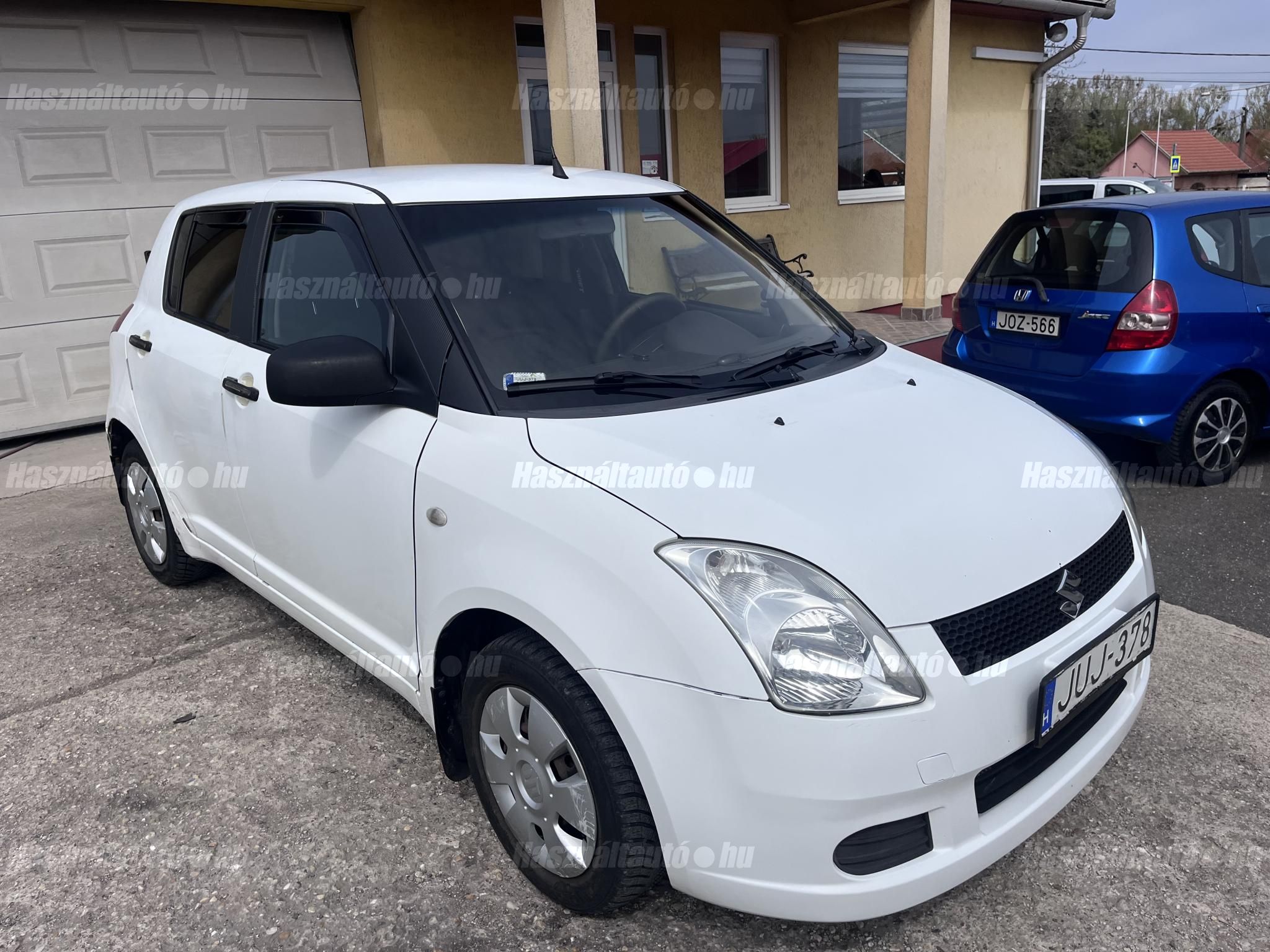 SUZUKI SWIFT 2005/5 - 1