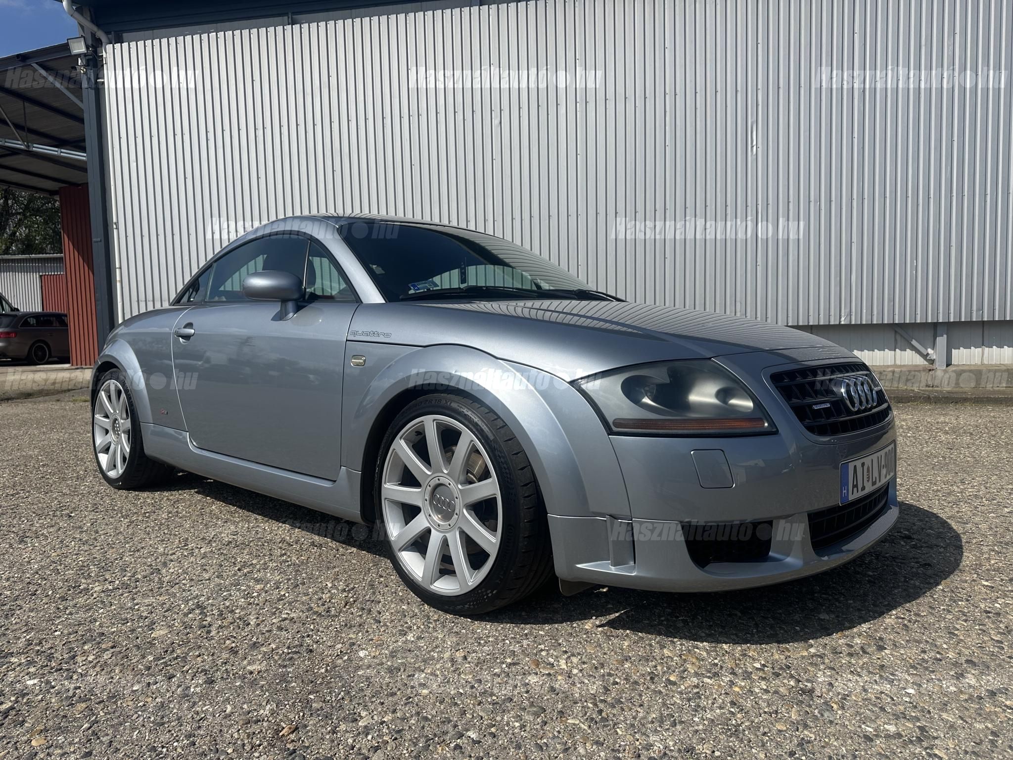 AUDI TT 2002/8 - 1