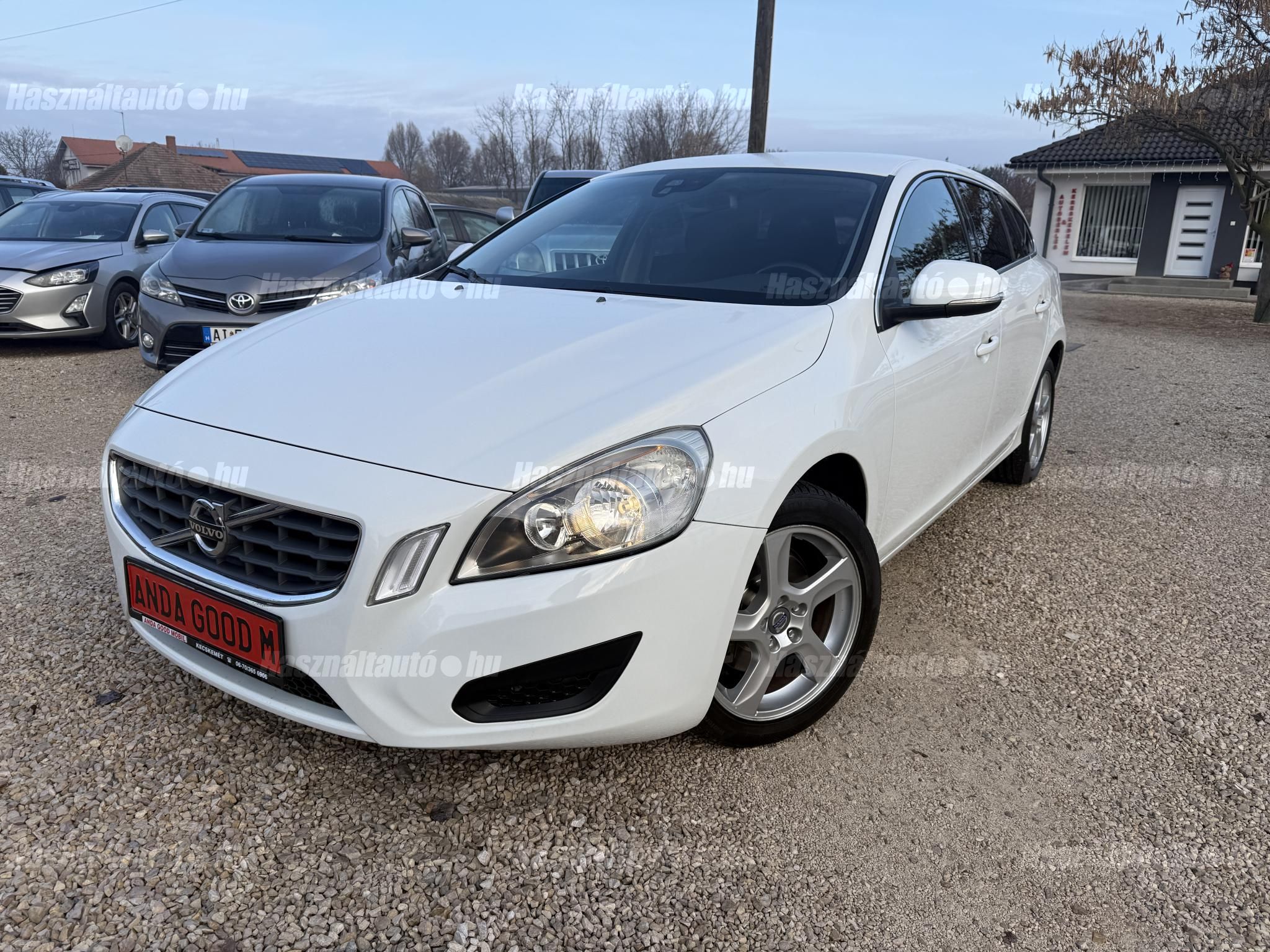VOLVO V60 2011/7 - 1