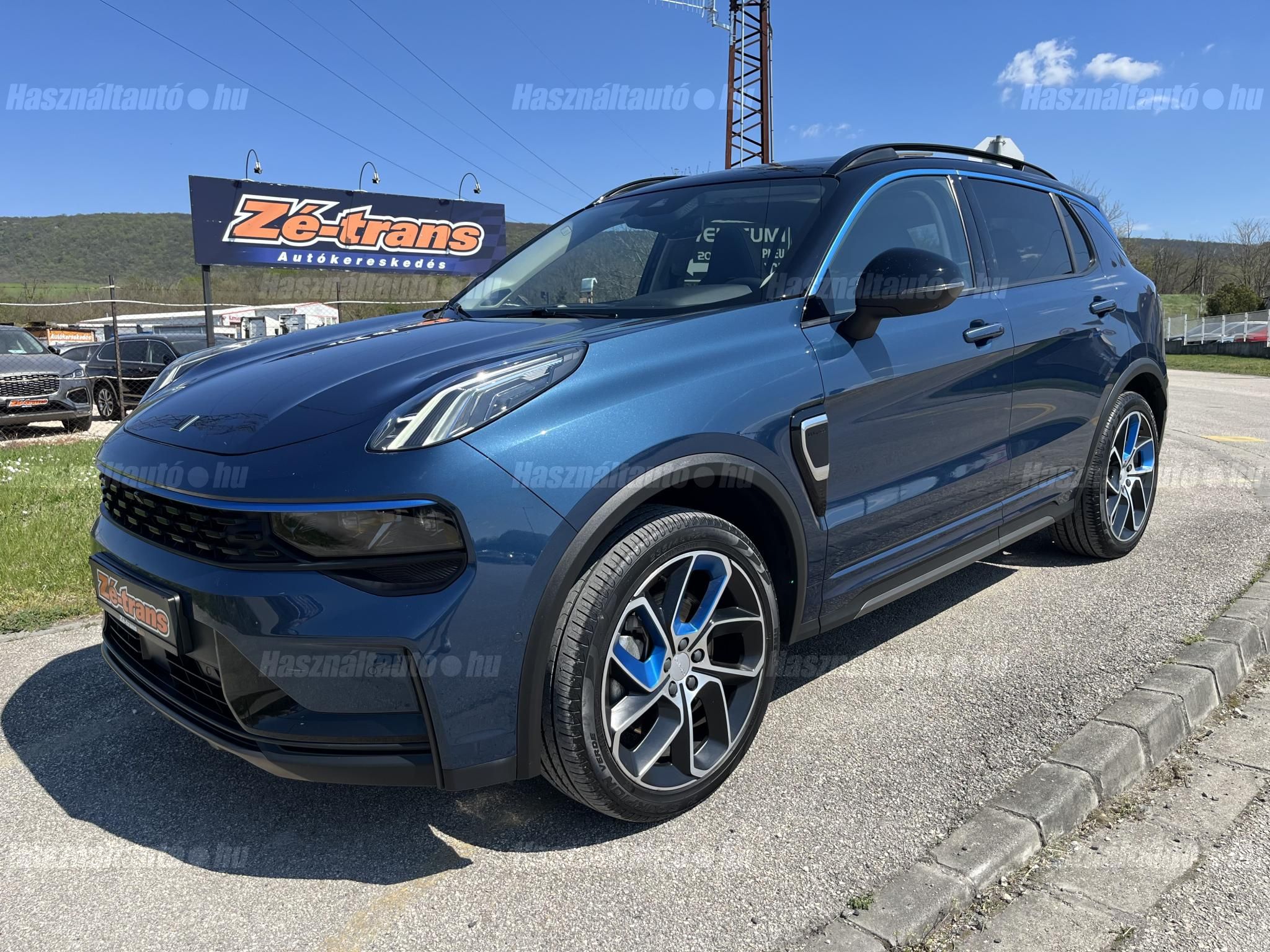 LYNK & CO 01 2022/10 - 1