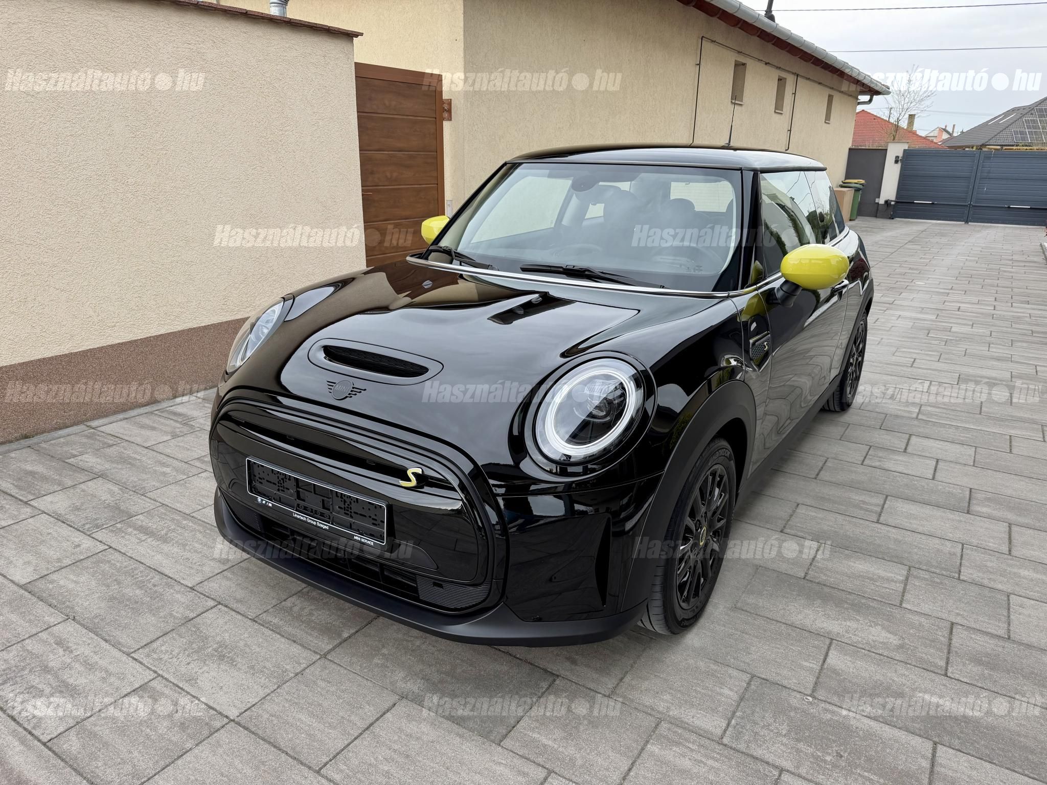 MINI MINI 2021/12 - 1