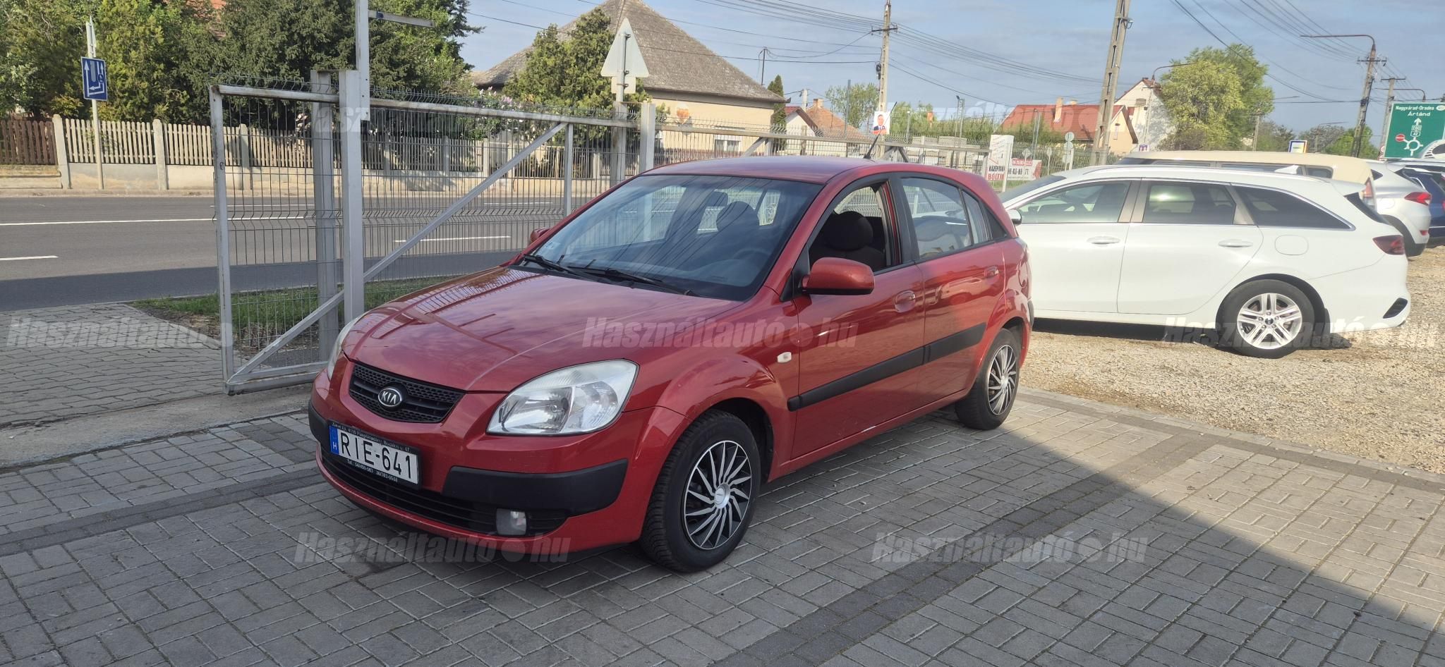 KIA RIO 2006/12 - 1