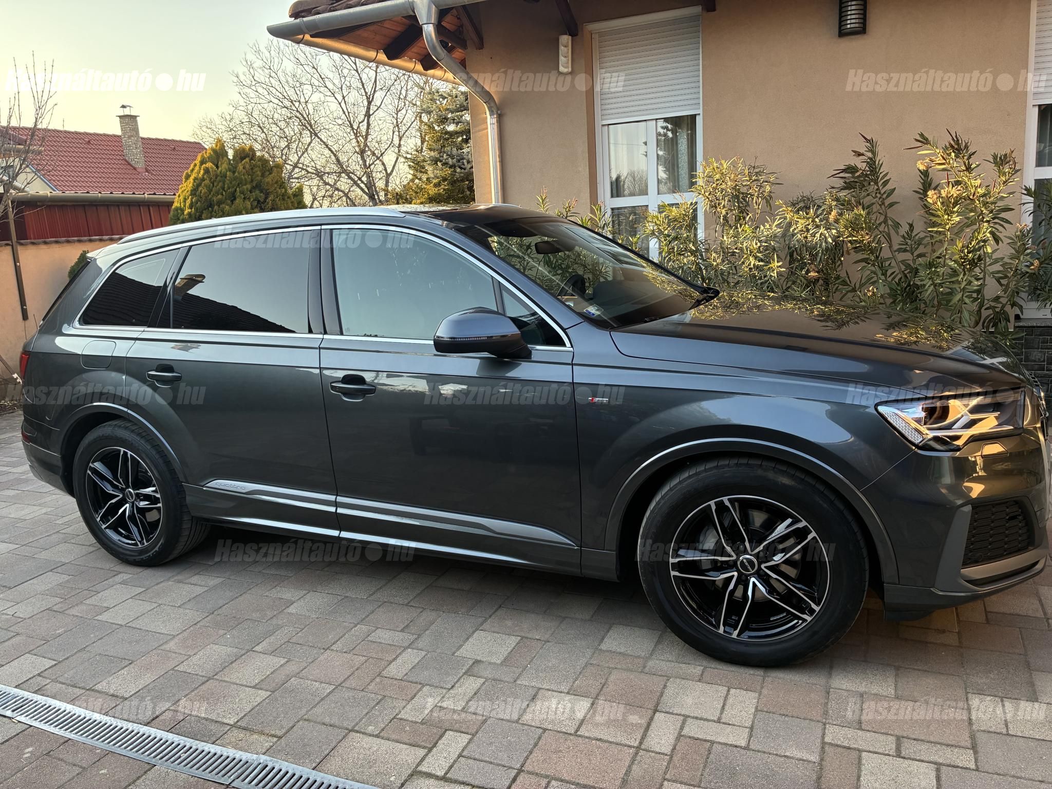 AUDI Q7 2022/2 - 1