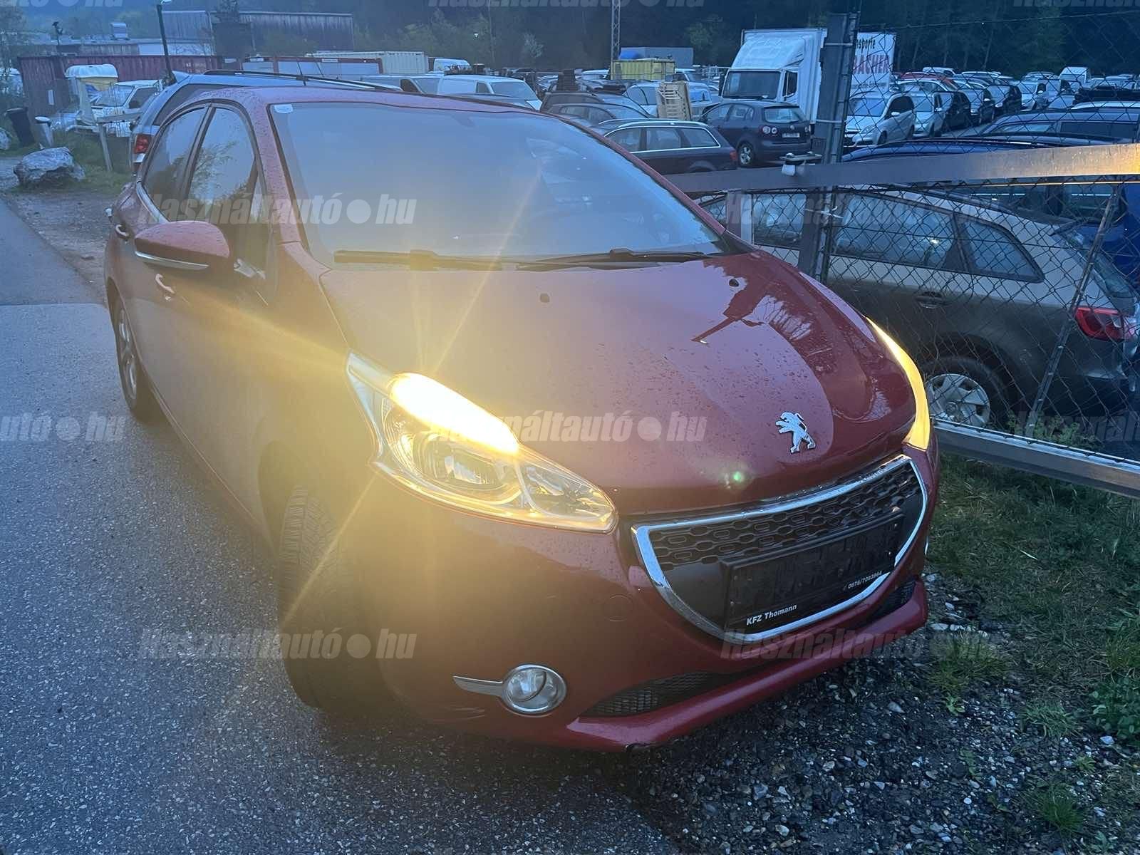 PEUGEOT 208 2014/5 - 1