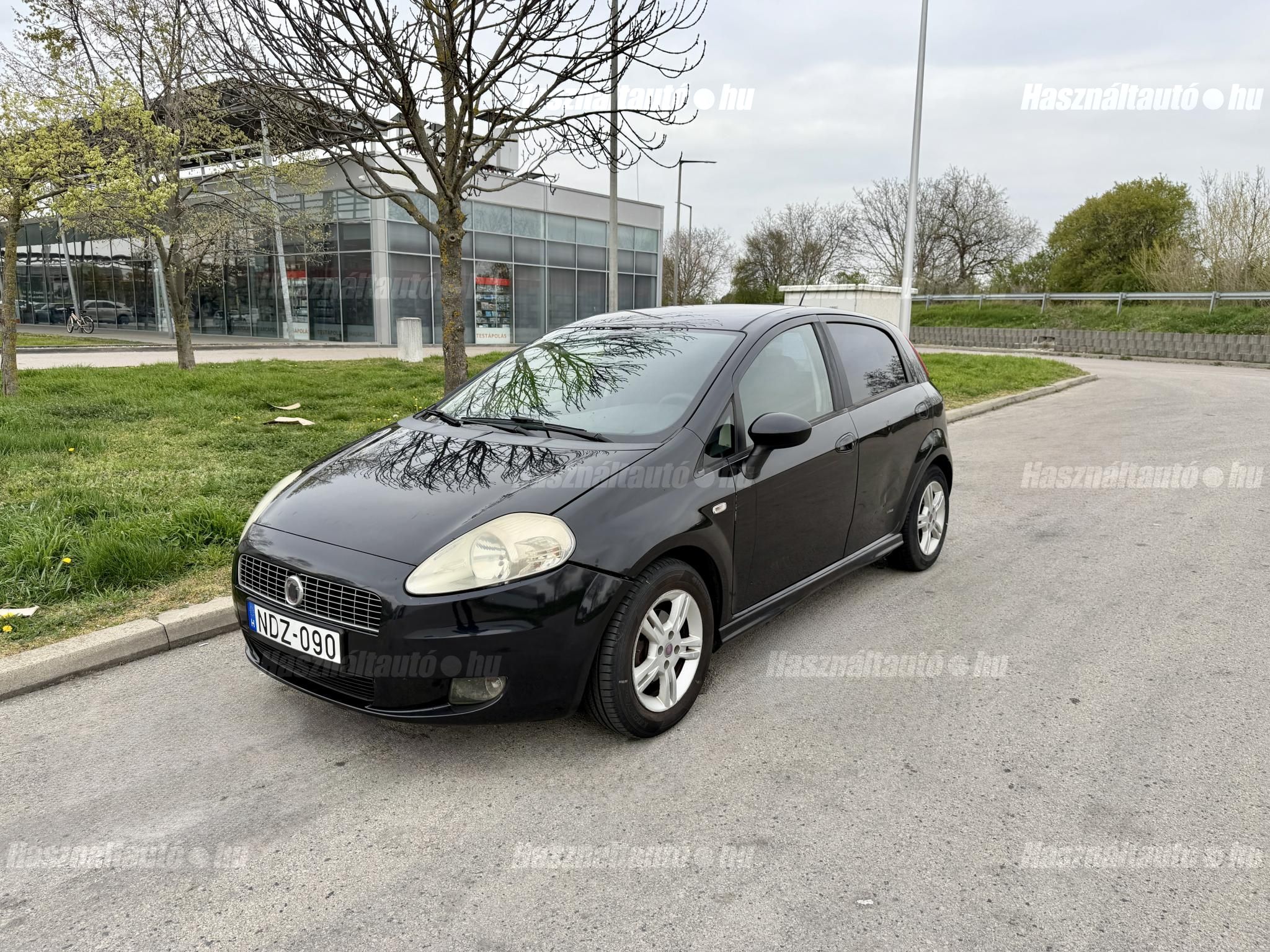 FIAT GRANDE PUNTO 2008/6 - 1