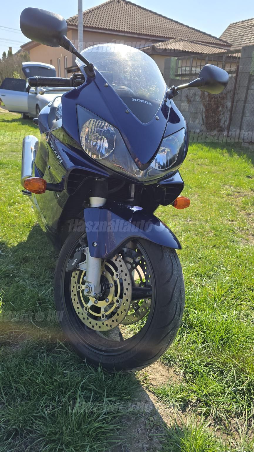HONDA CBR 600 F4 2002/12 - 1