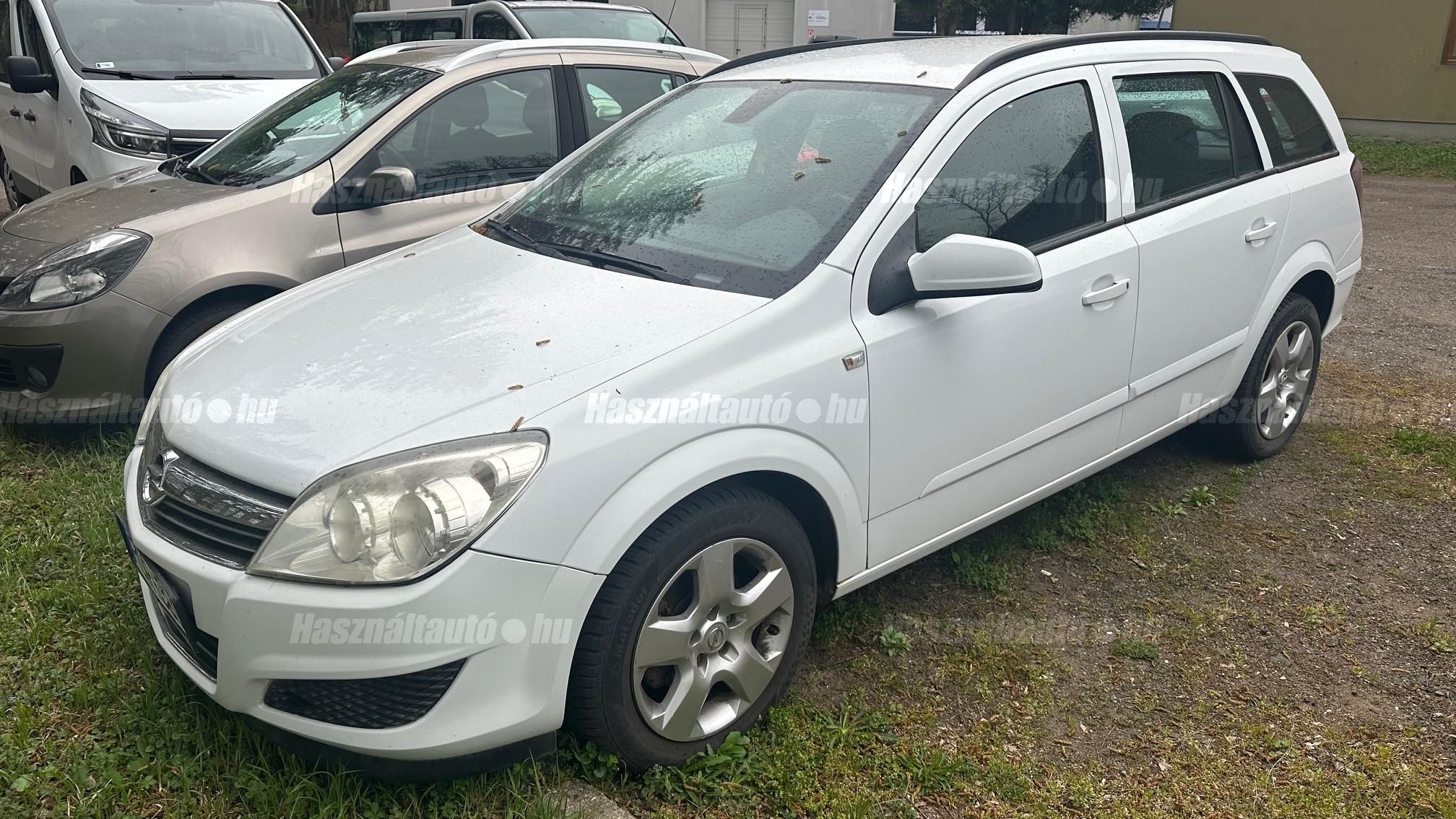 OPEL ASTRA H 2008/12 - 1