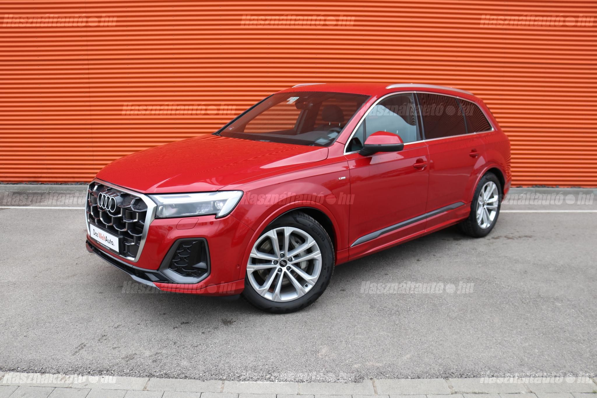 AUDI Q7 2025/10 - 1