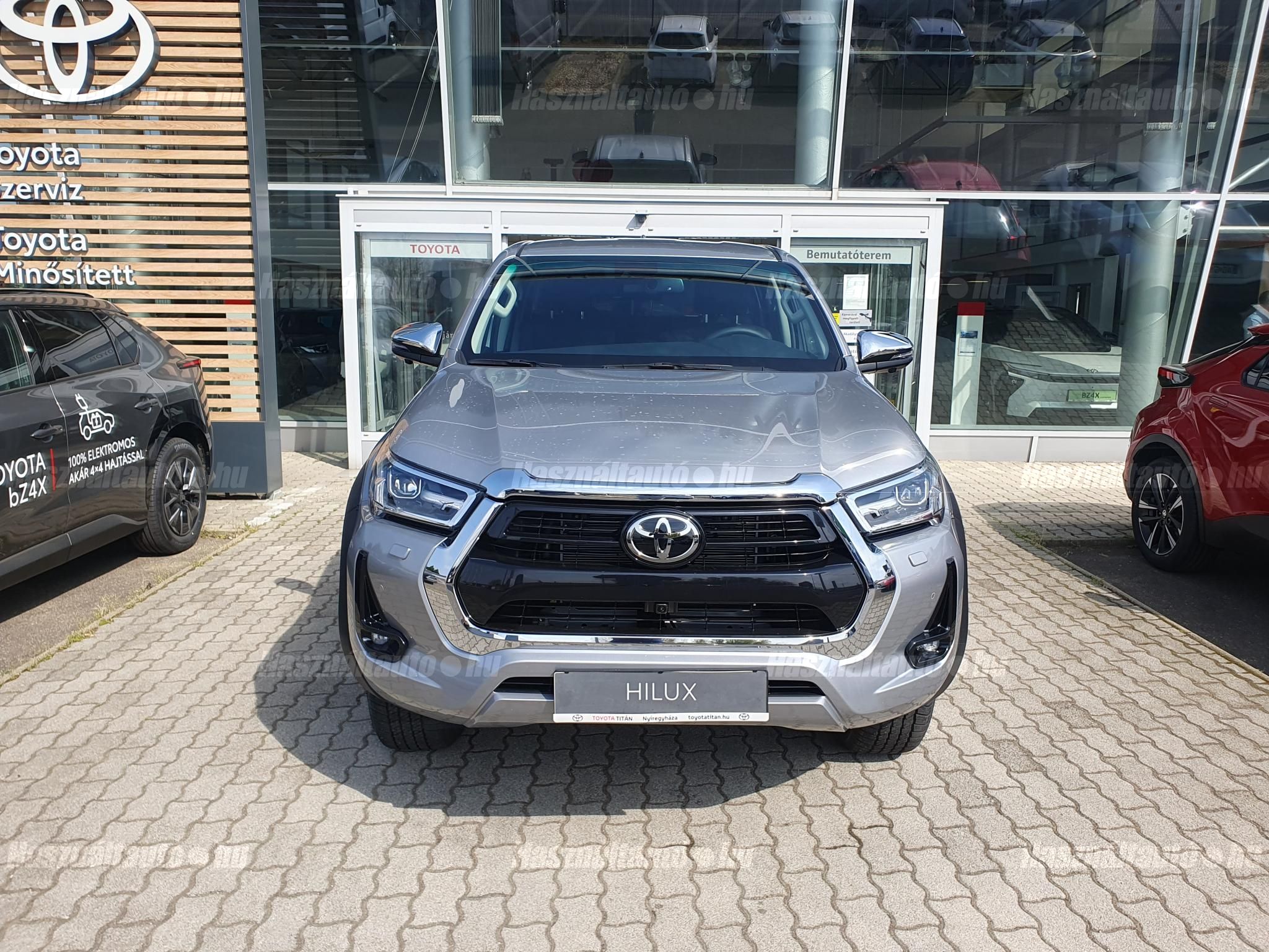 TOYOTA HILUX 2026 - 1