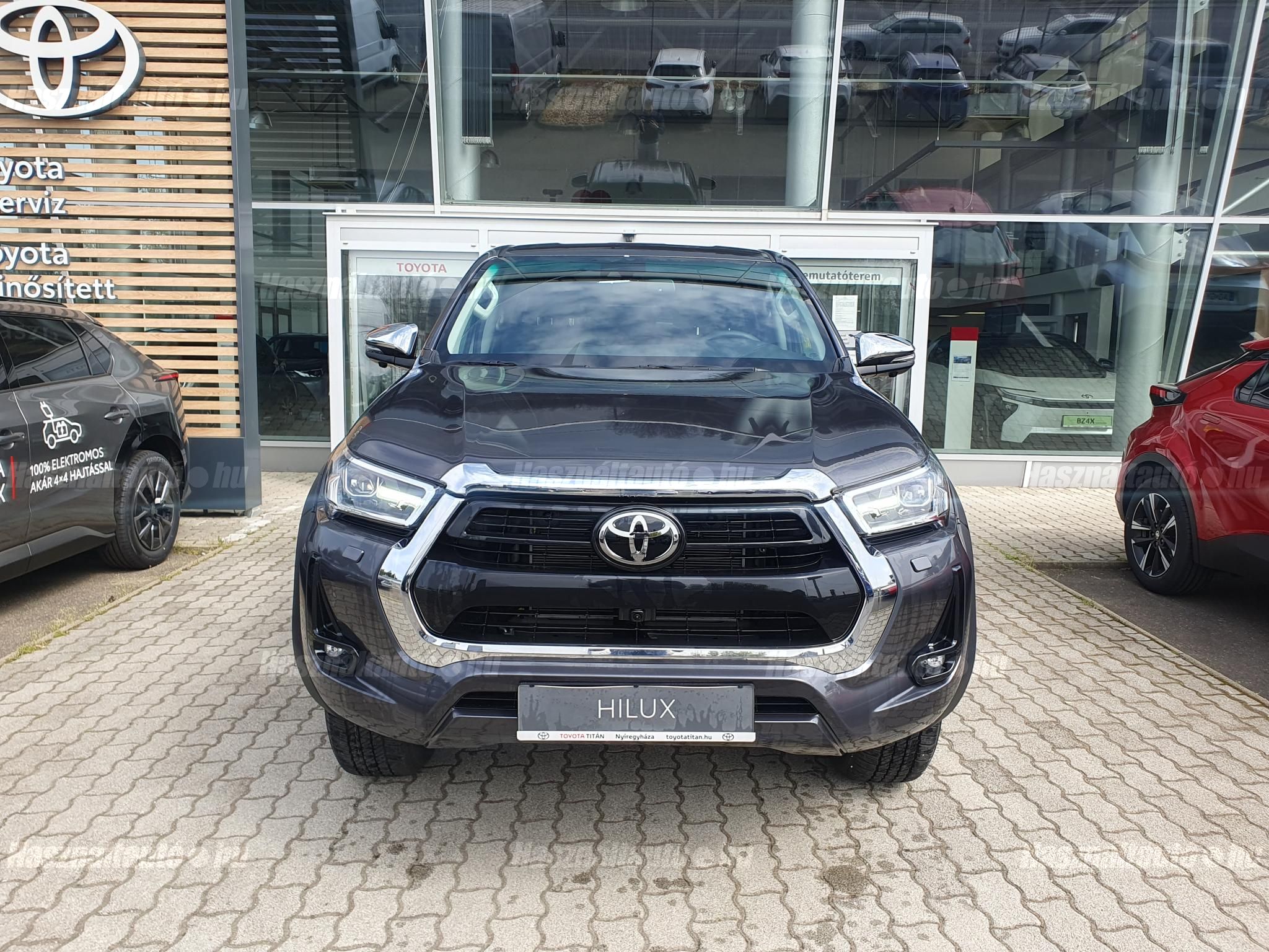 TOYOTA HILUX 2026 - 1