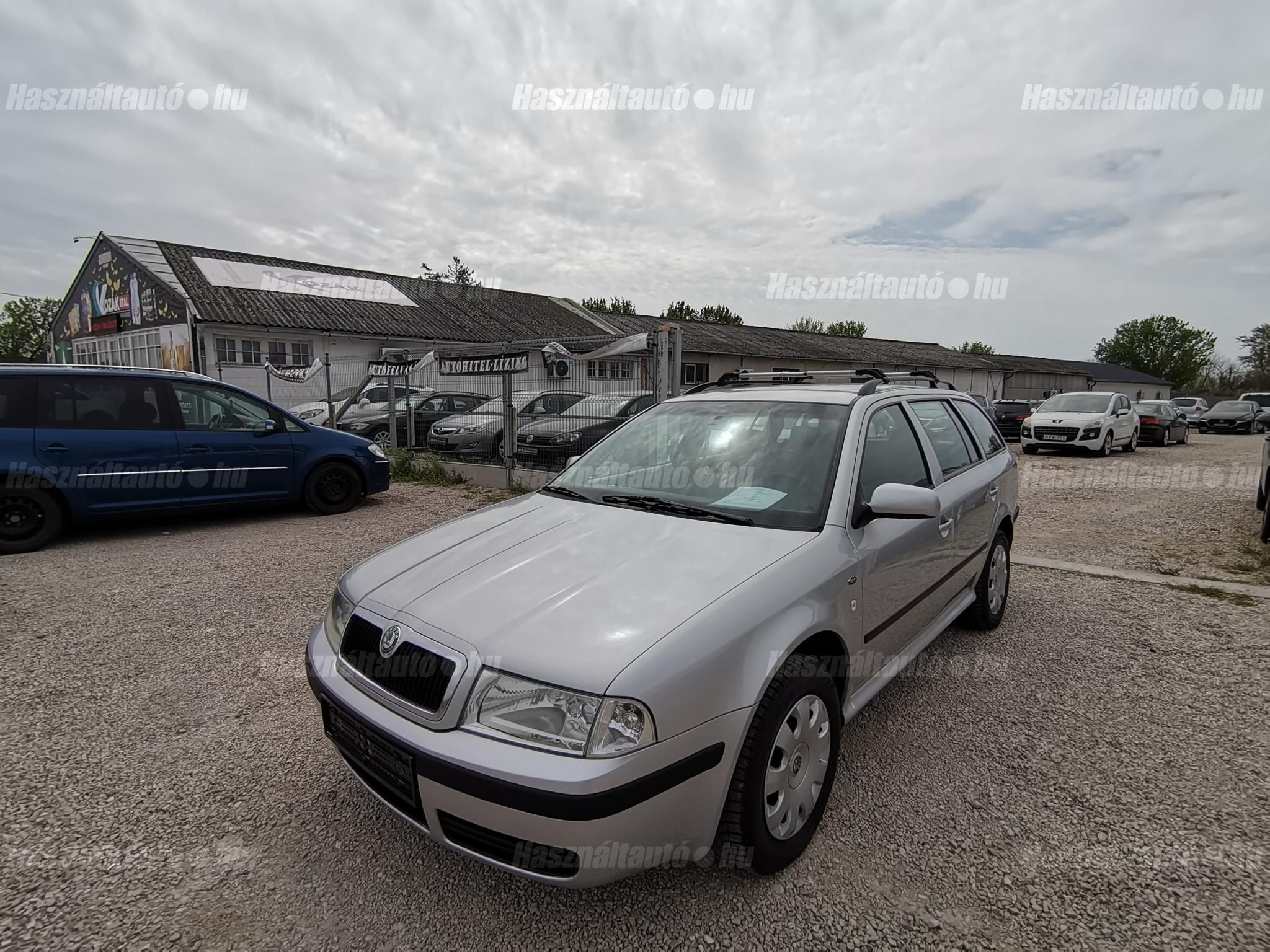 SKODA OCTAVIA 2002/8 - 1