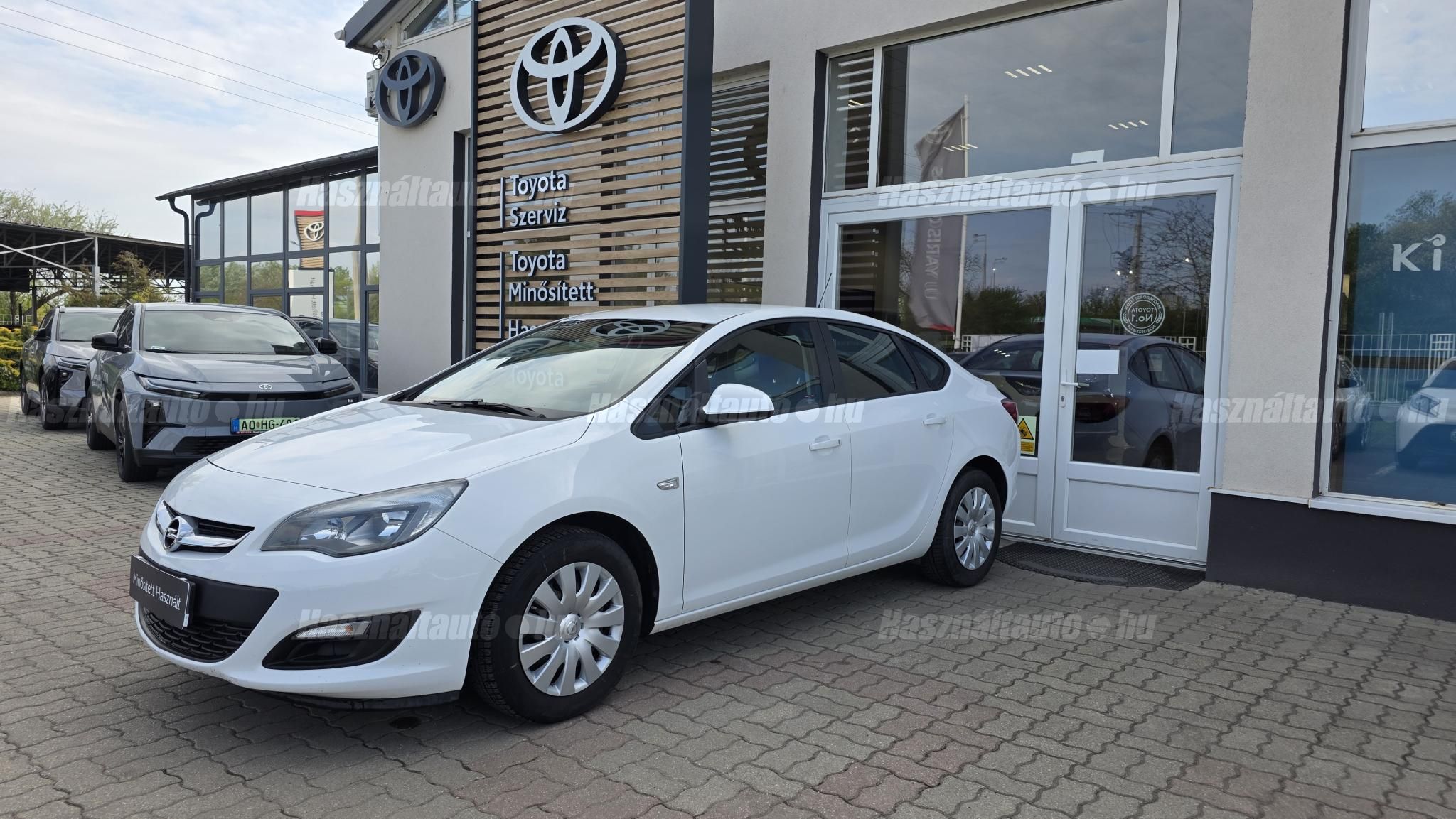 OPEL ASTRA J 2016/6 - 1