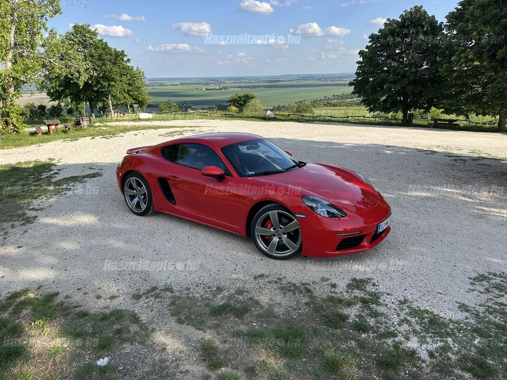 PORSCHE CAYMAN 2023/6 - 1
