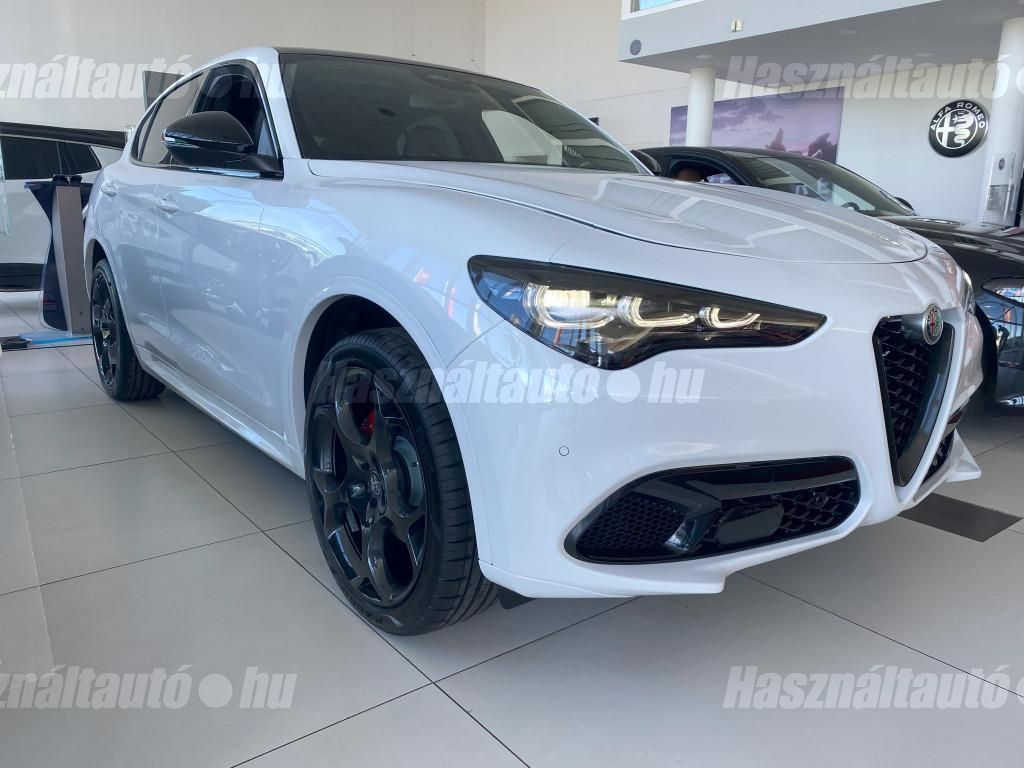 ALFA ROMEO STELVIO 2026 - 1