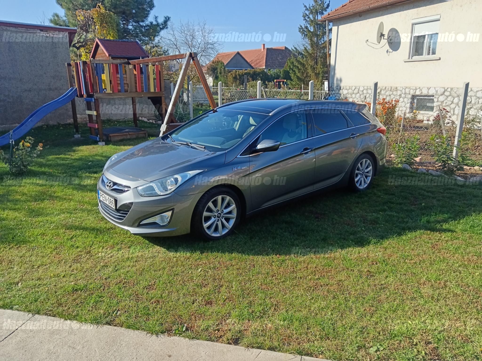 HYUNDAI I40 2012/1 - 1