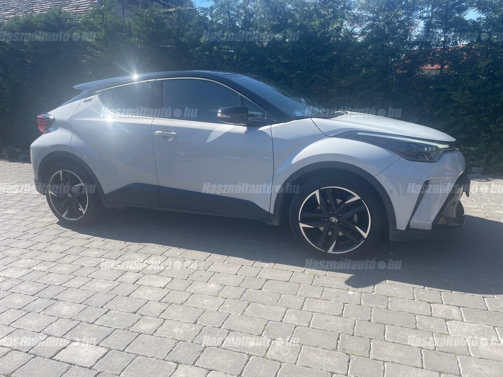TOYOTA C-HR 2022 - 1