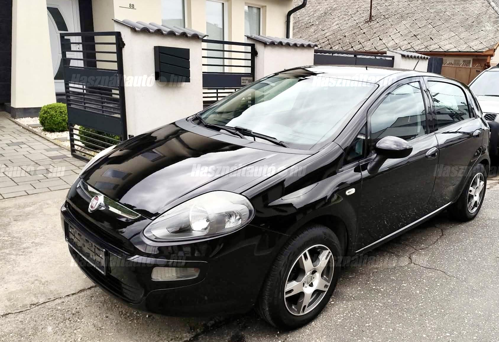 FIAT PUNTO 2011/12 - 1