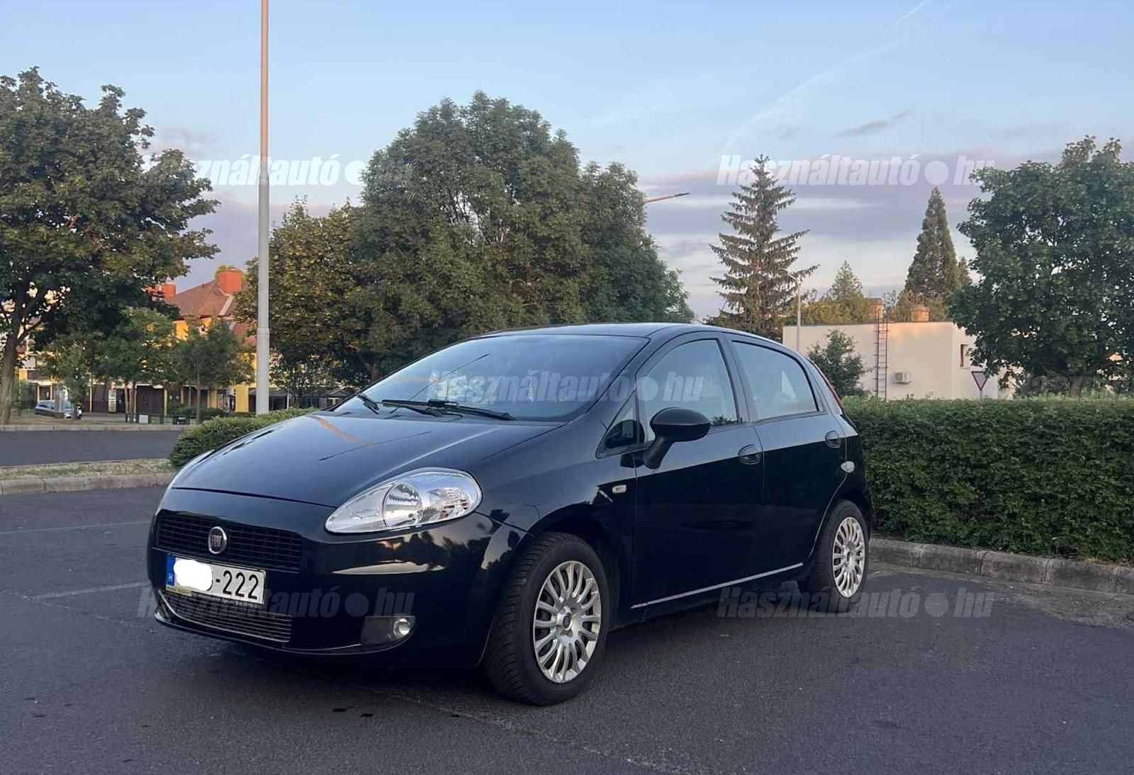 FIAT PUNTO 2011/7 - 1