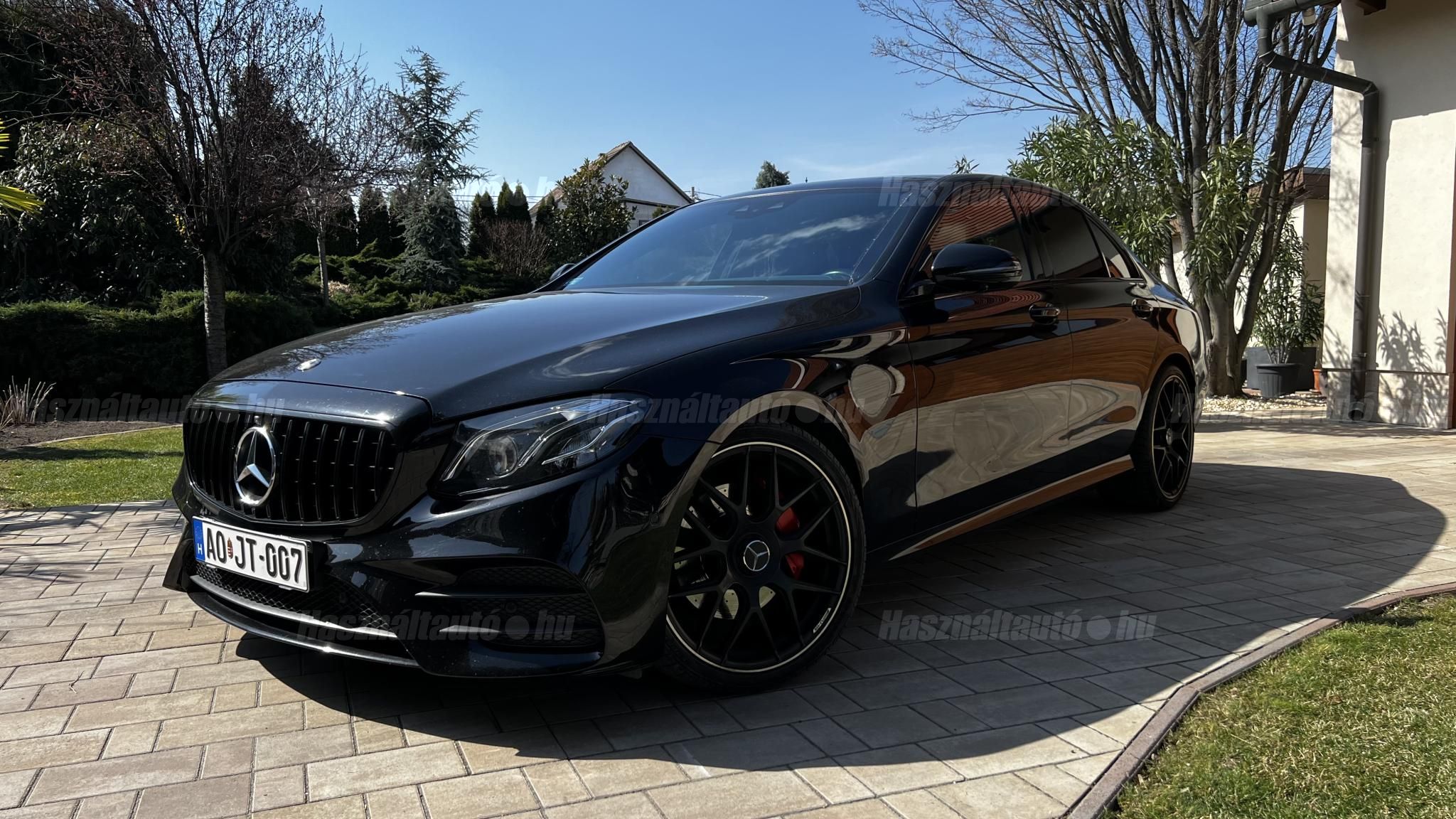 MERCEDES-BENZ E 300 2019/1 - 1