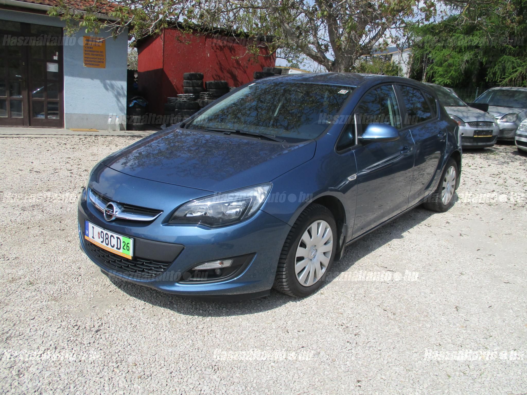OPEL ASTRA J 2015/6 - 1