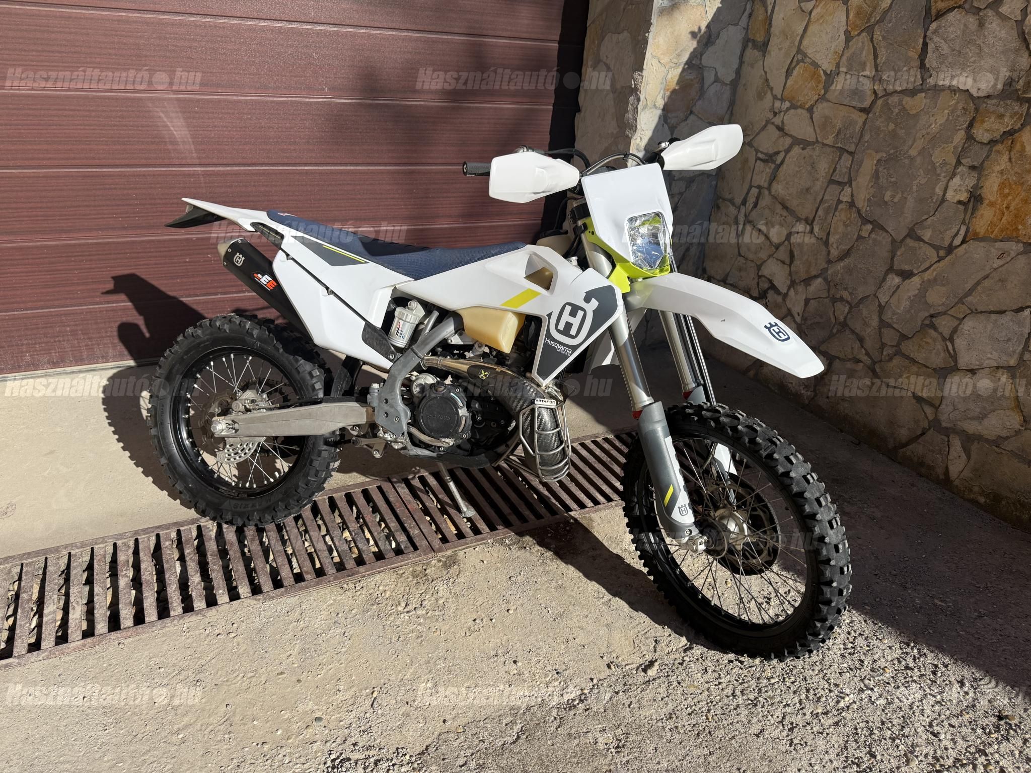 HUSQVARNA TE 300 2022/11 - 1