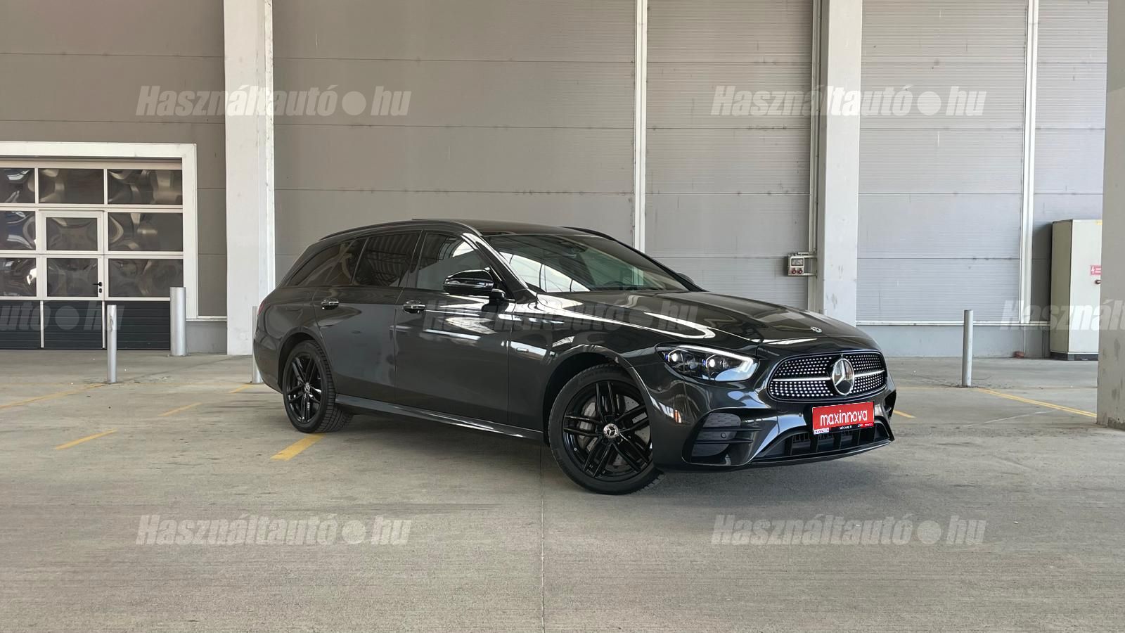 MERCEDES-BENZ E-OSZTÁLY 2021/4 - 1