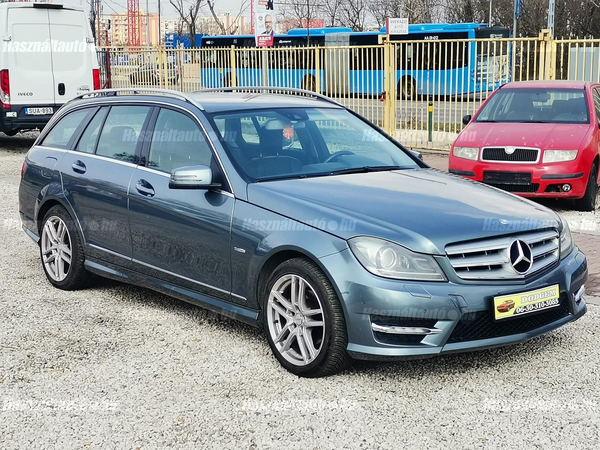 MERCEDES-BENZ C-OSZTÁLY 2011/8 - 1