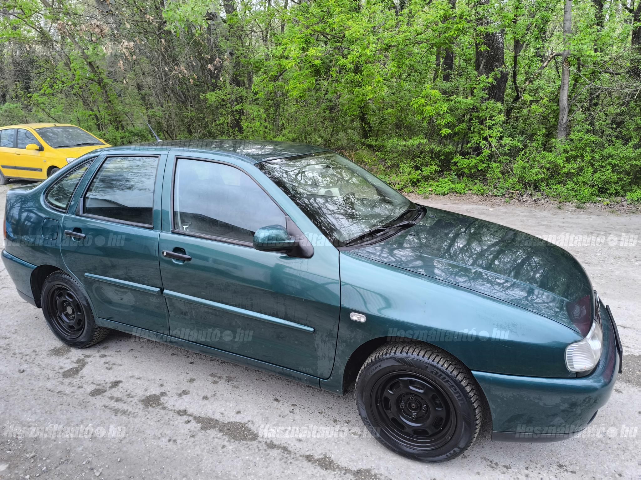 VOLKSWAGEN POLO III 2001 - 1