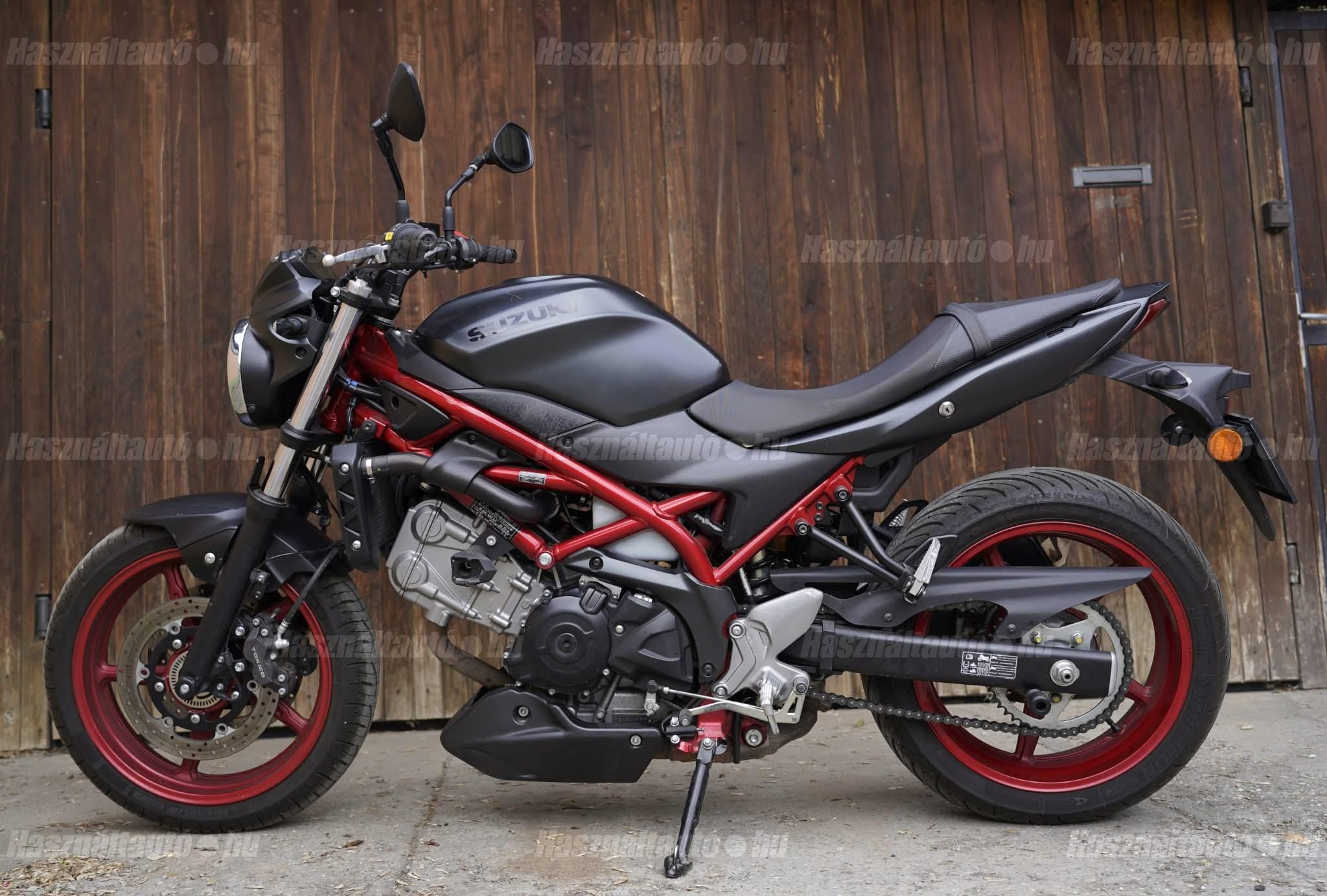 SUZUKI SV 650 N 2020 - 1