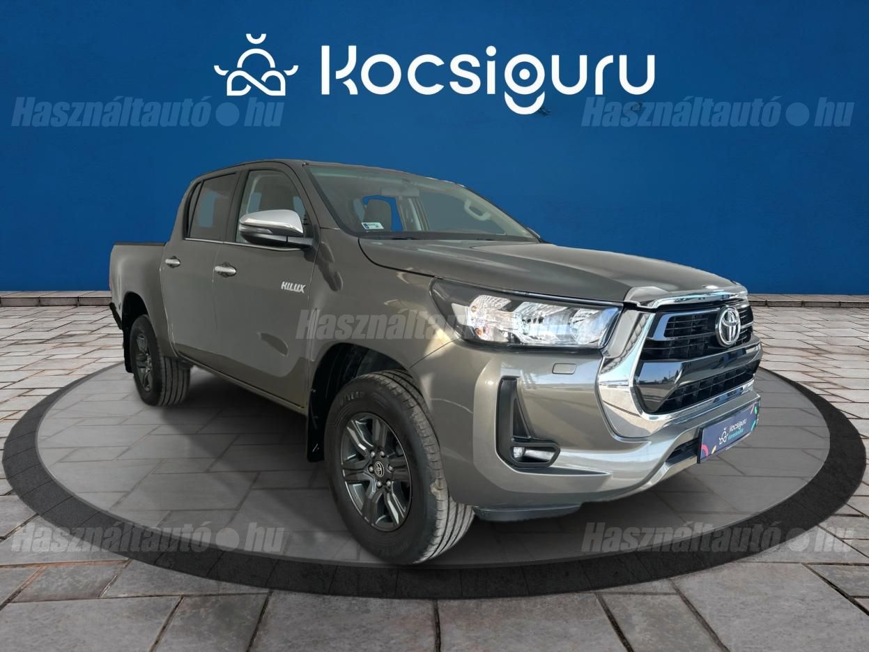 TOYOTA HILUX 2022/3 - 1