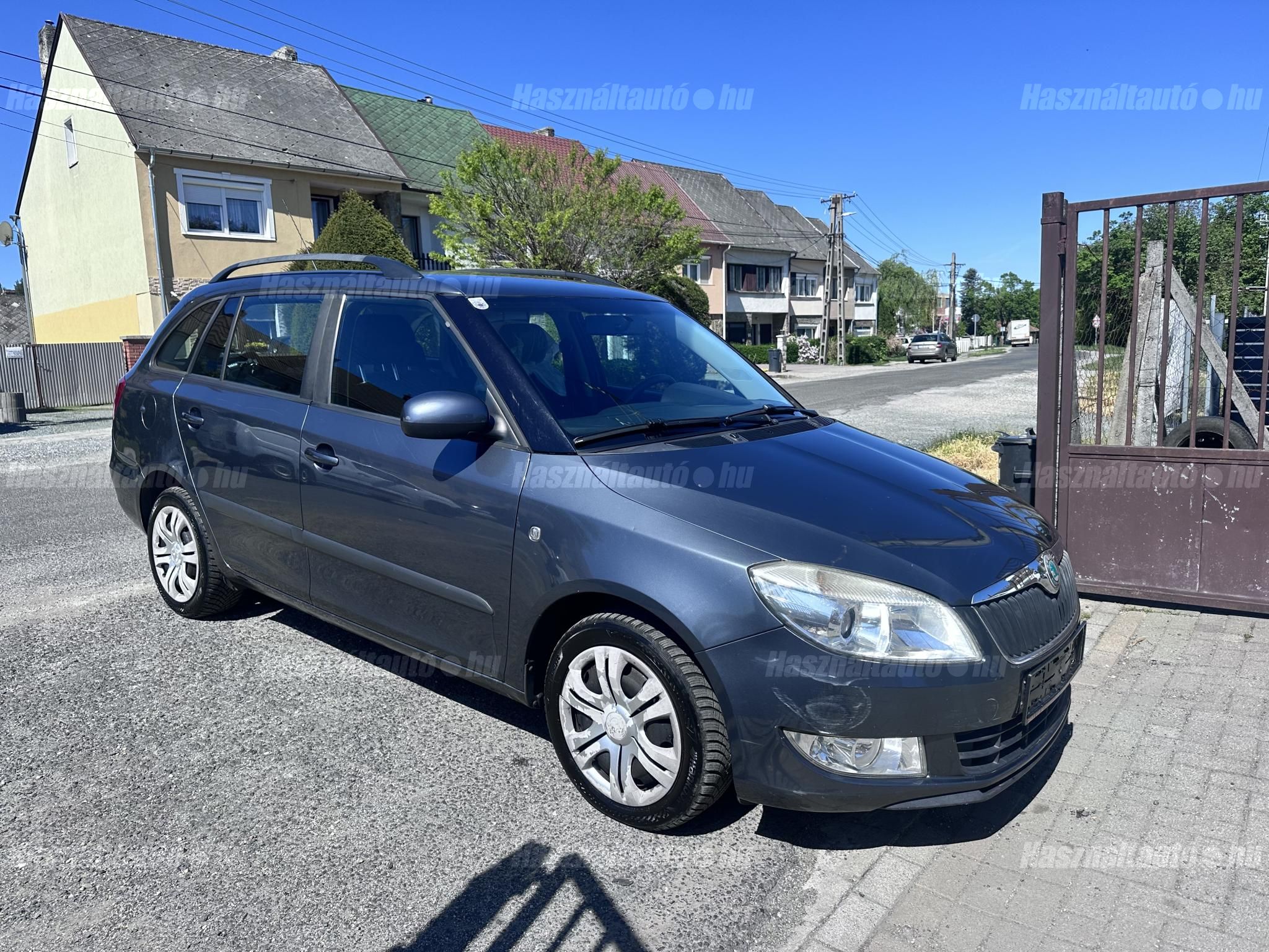 SKODA FABIA 2010/12 - 1