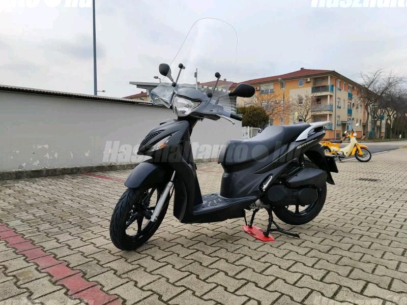SUZUKI SIXTEEN 125 2009 - 1