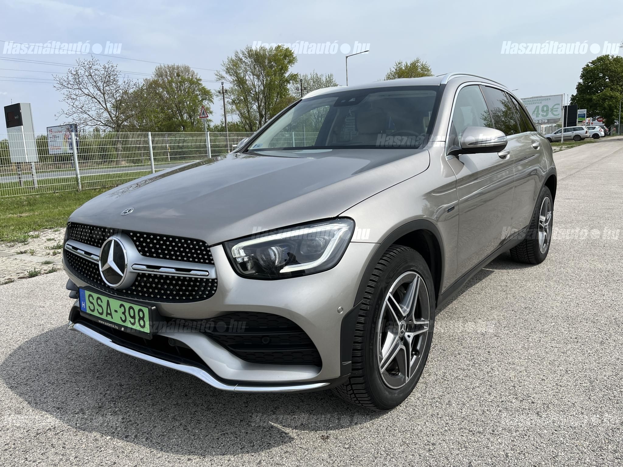 MERCEDES-BENZ GLC 300 2021/5 - 1