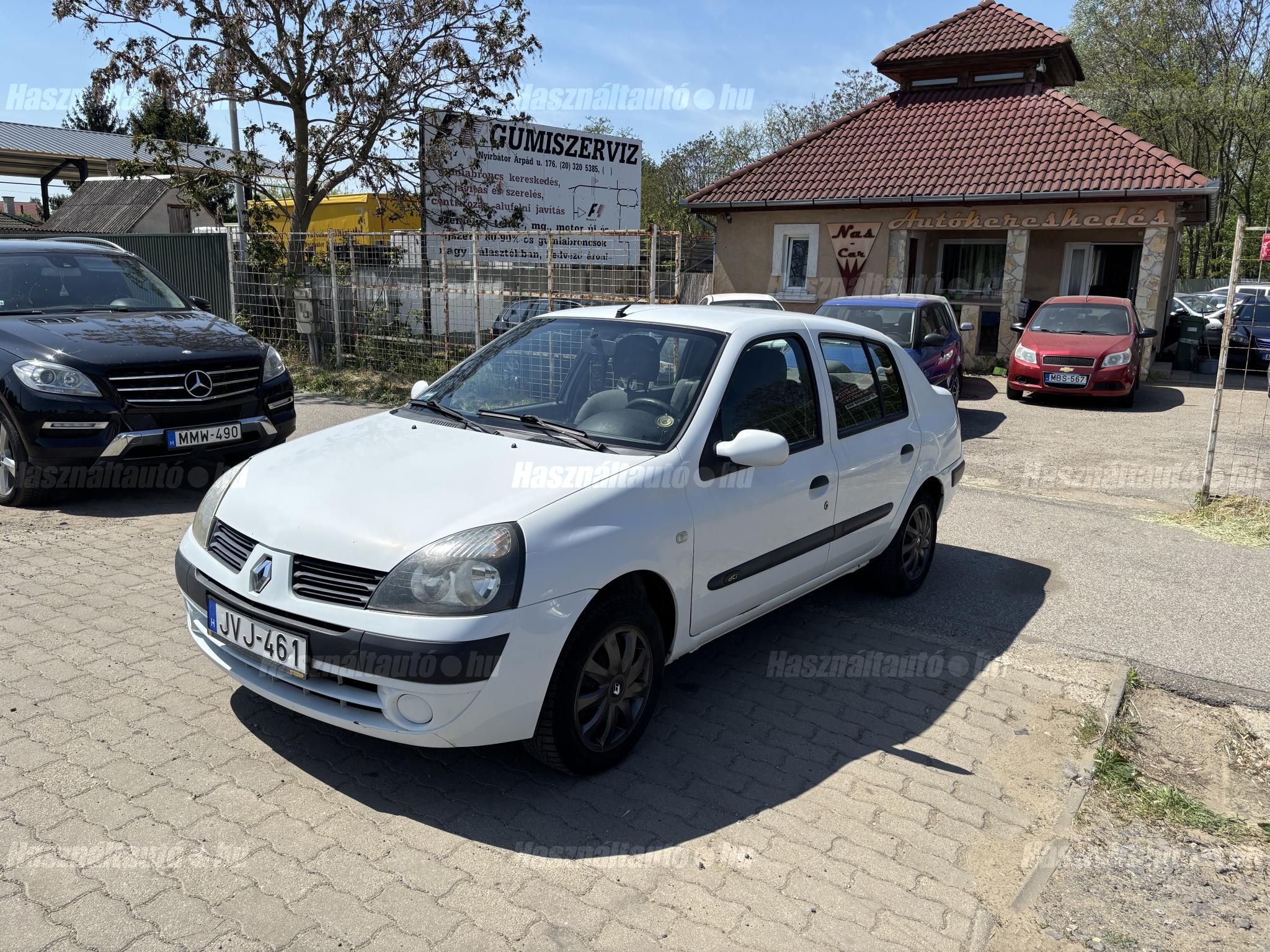 RENAULT THALIA 2005/8 - 1
