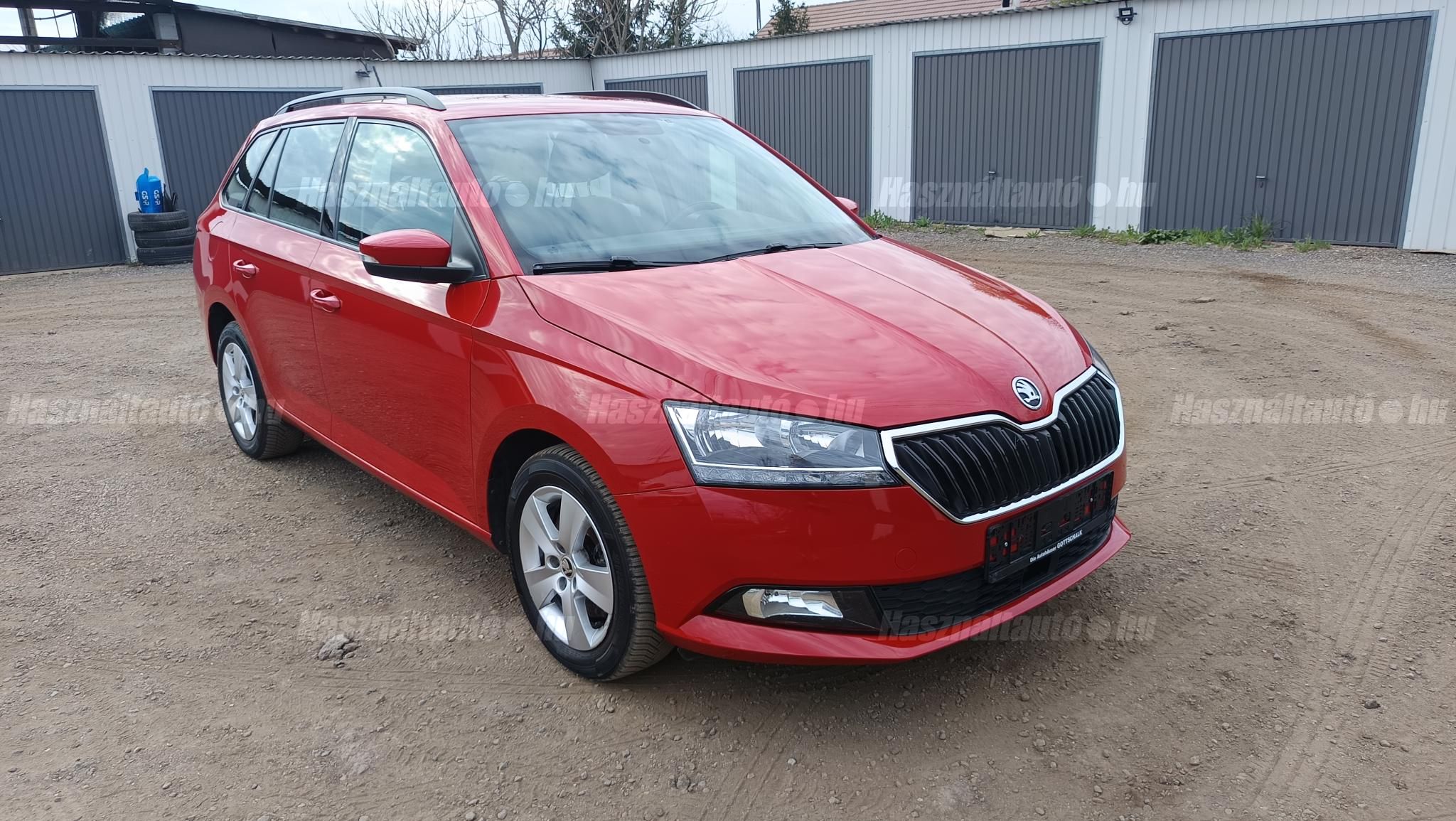 SKODA FABIA 2019 - 1