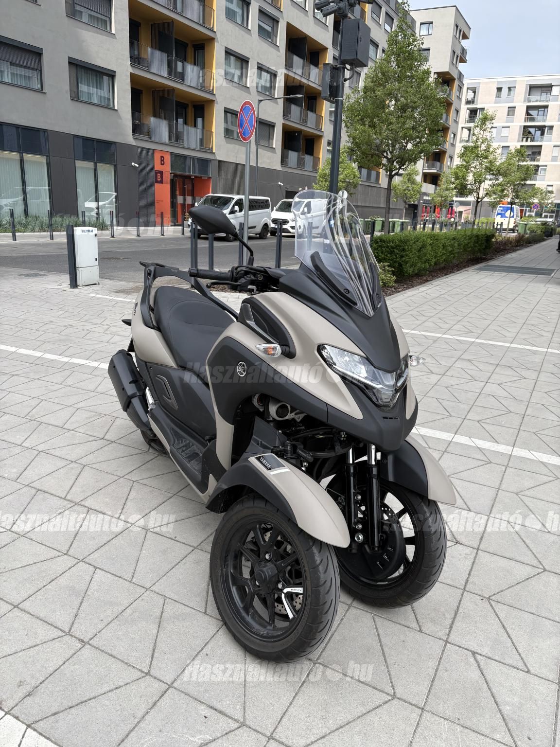 YAMAHA TRICITY 300 2024/10 - 1