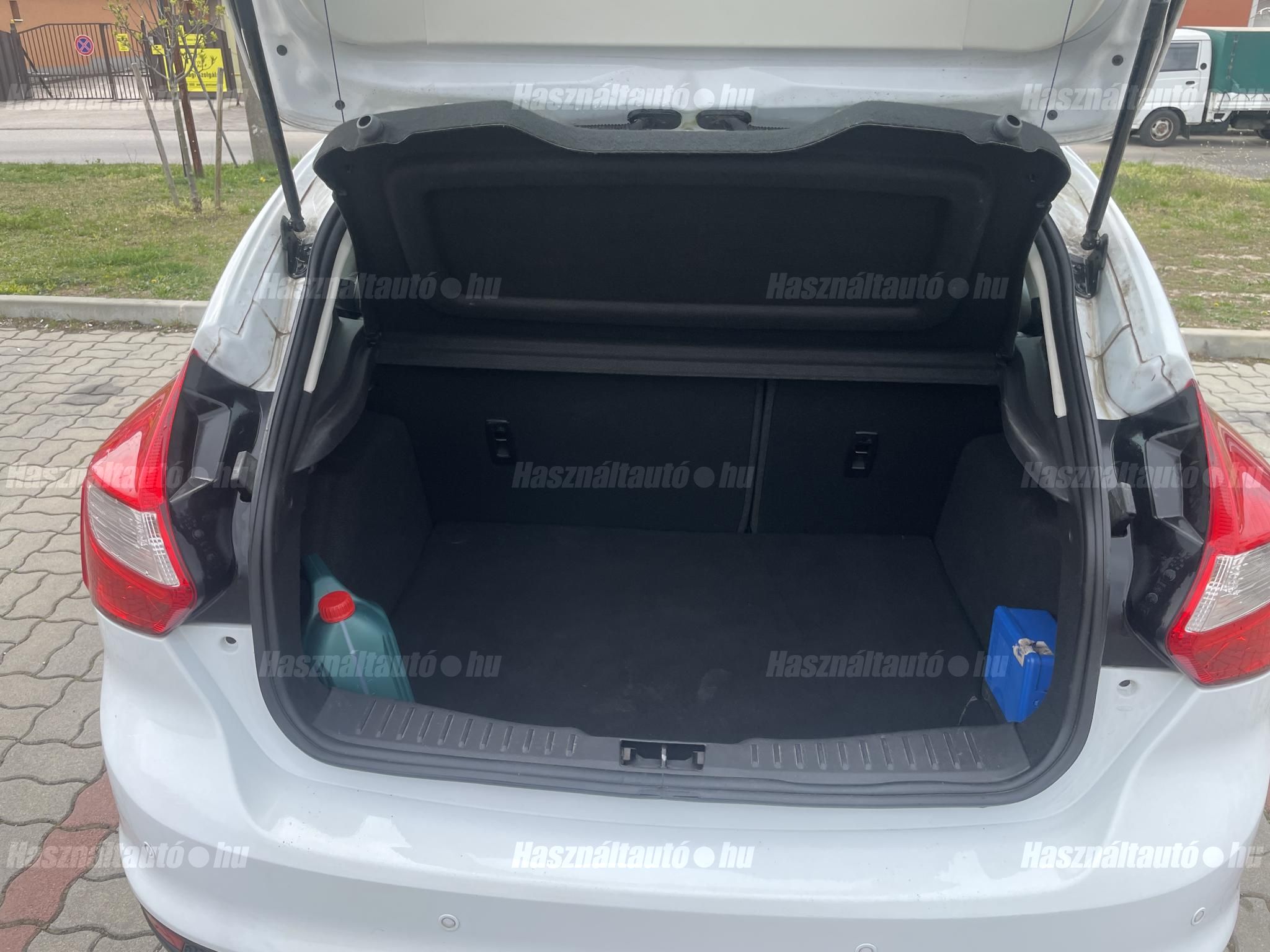 FORD FOCUS 2014/10 - 1