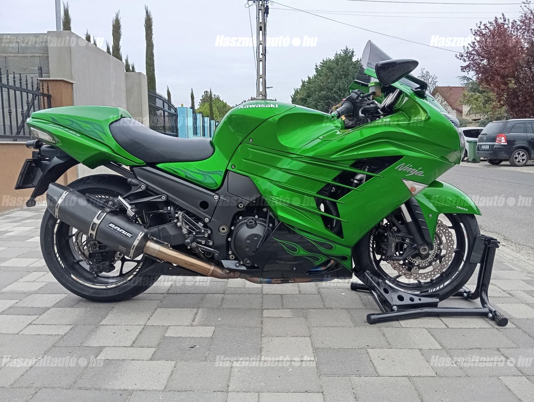 KAWASAKI ZZR 1400 2012/4 - 1