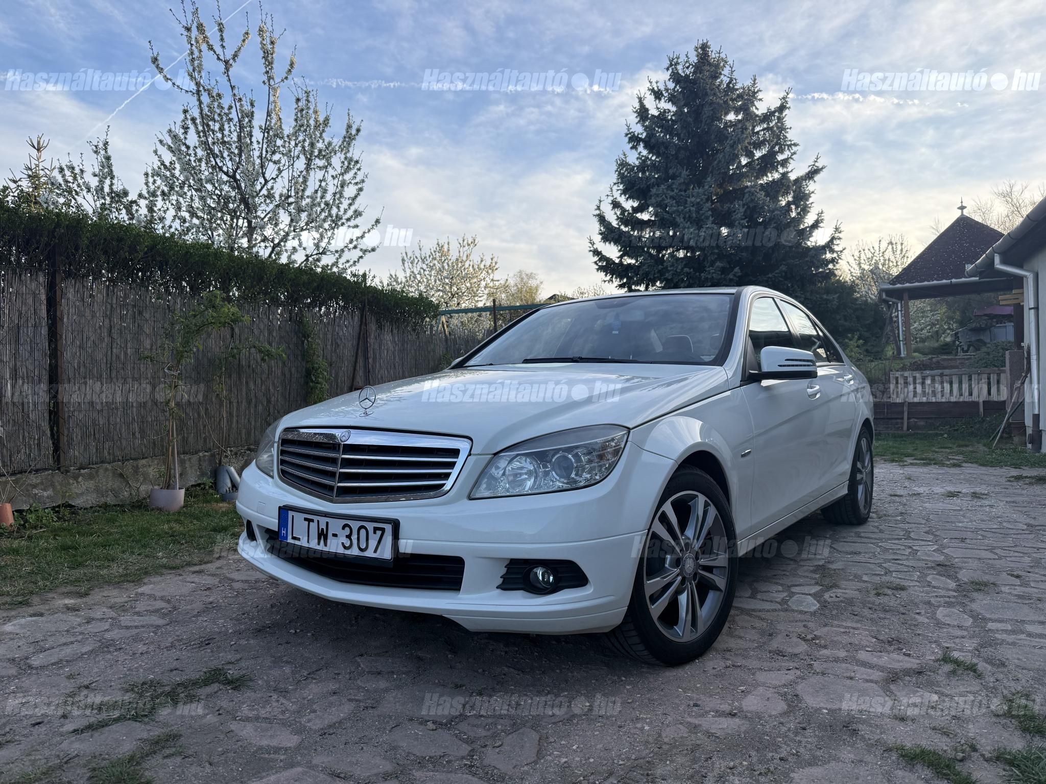 MERCEDES-BENZ C 180 2010/9 - 1
