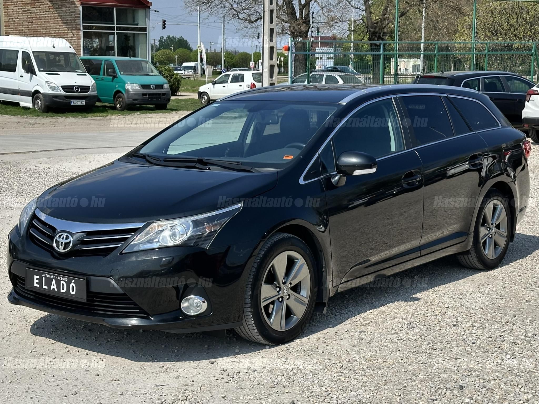 TOYOTA AVENSIS 2015/2 - 1