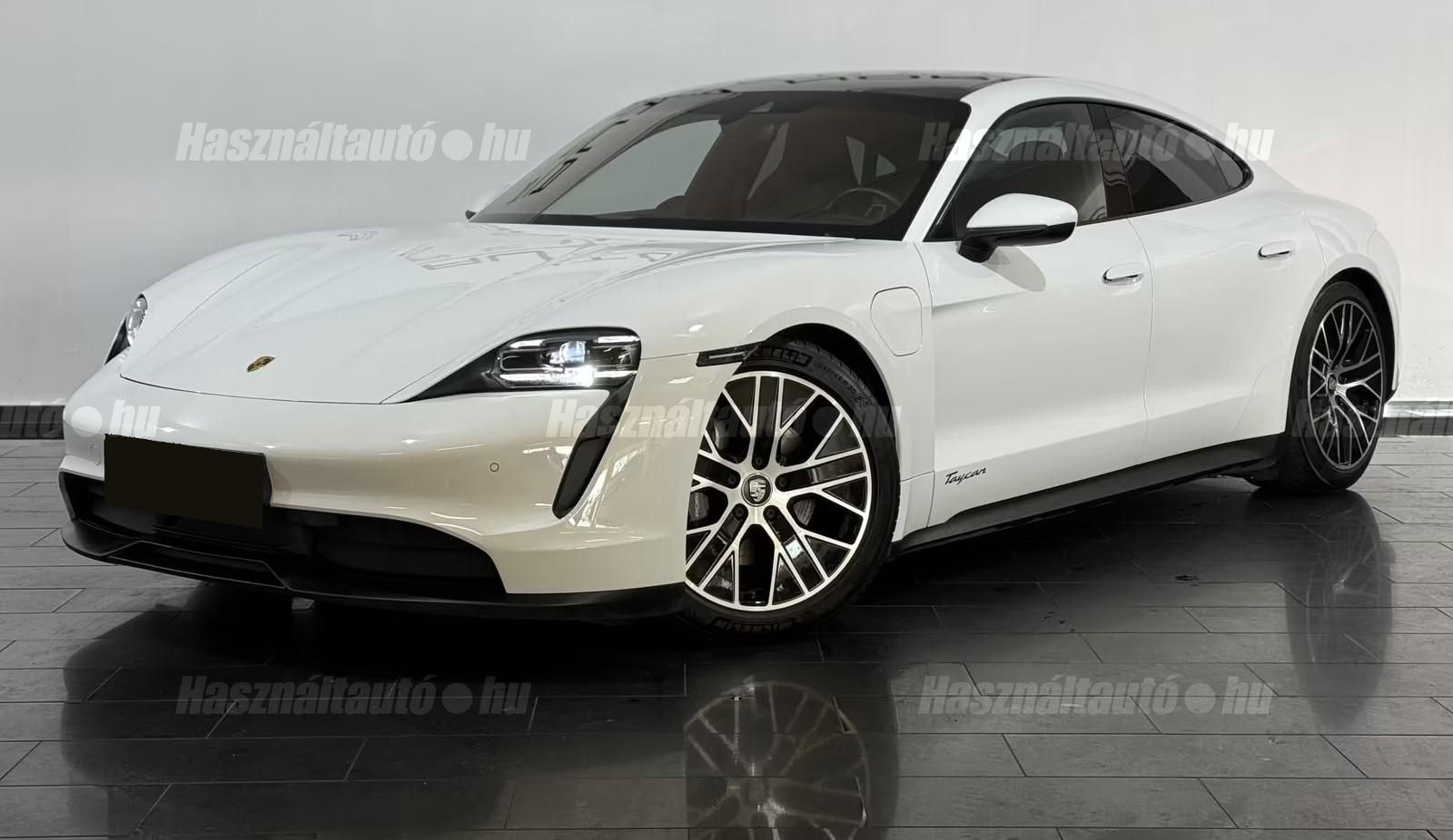 PORSCHE TAYCAN 2021/7 - 1