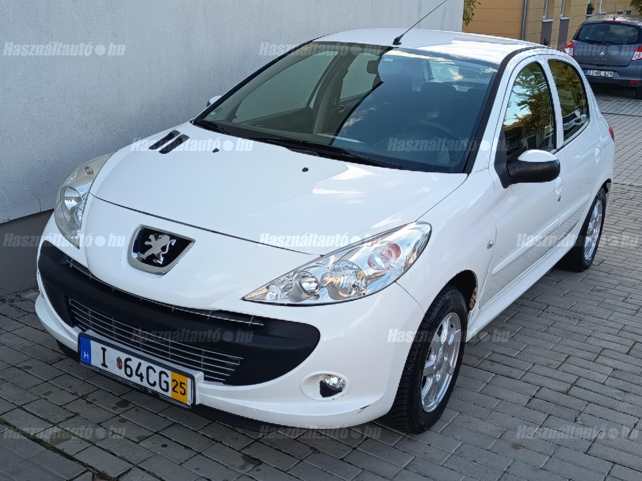 PEUGEOT 206 2009/8 - 1
