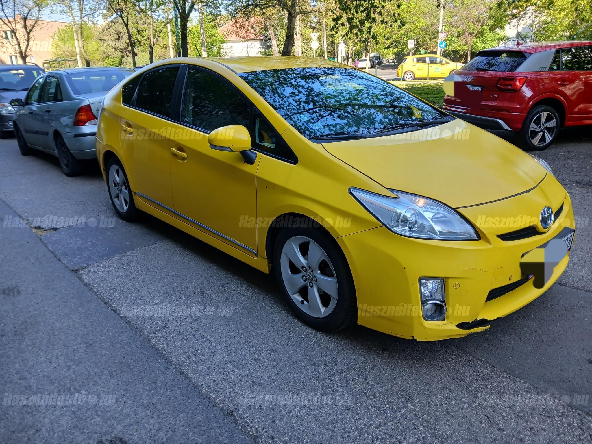 TOYOTA PRIUS 2011/6 - 1