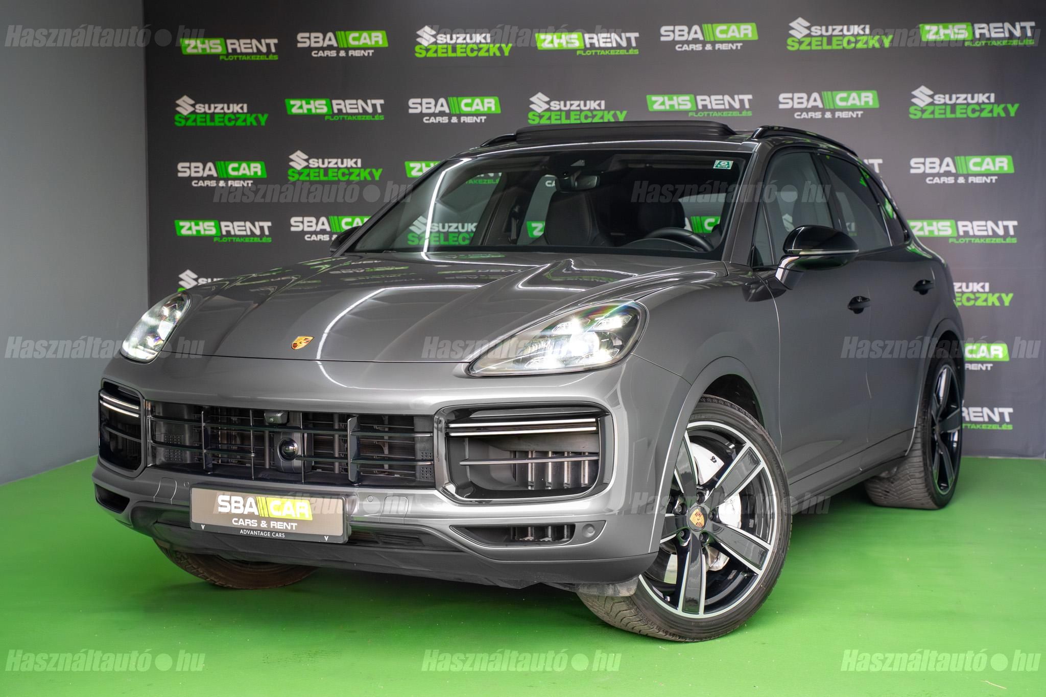 PORSCHE CAYENNE 2022/8 - 1