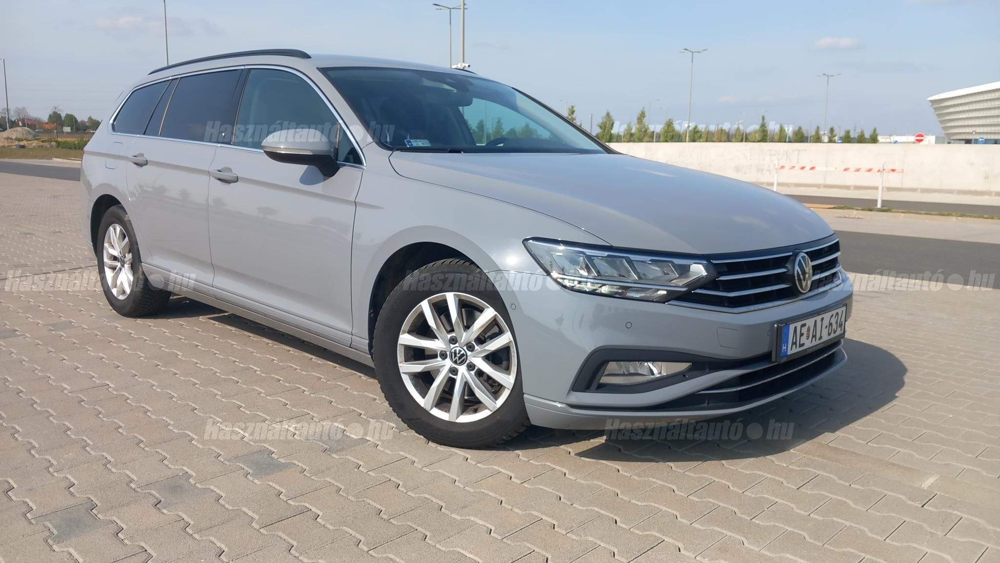VOLKSWAGEN PASSAT 2023/5 - 1