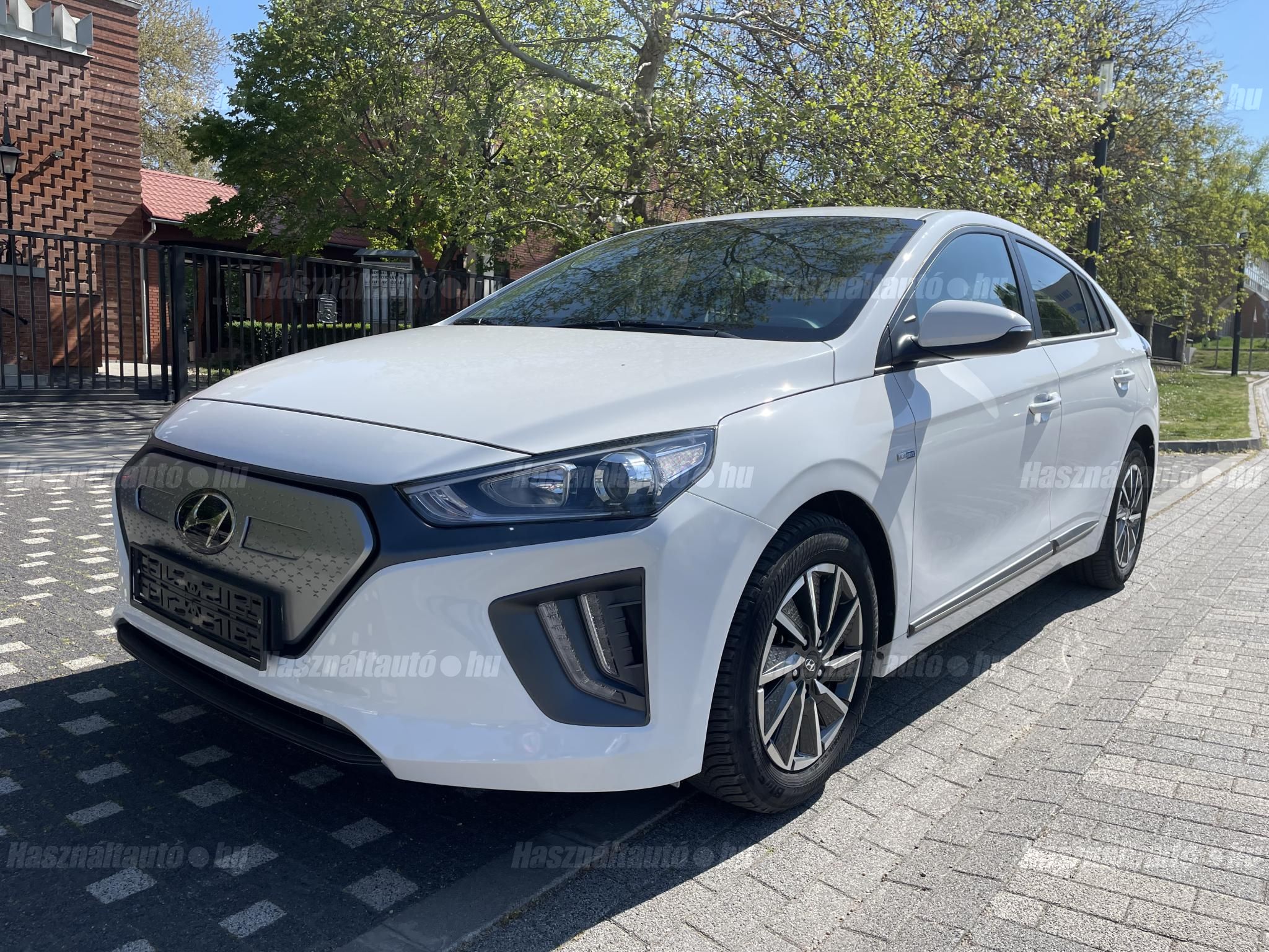 HYUNDAI IONIQ 2020/12 - 1
