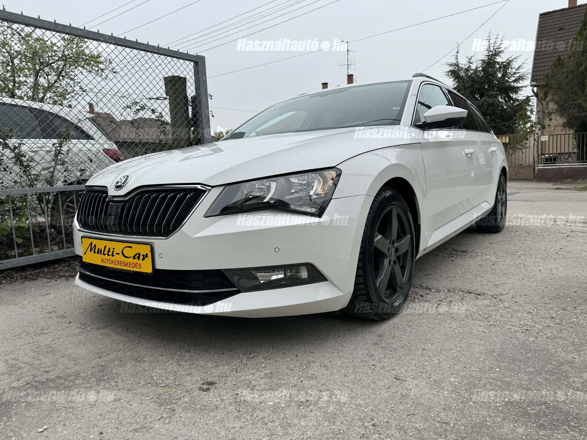 SKODA SUPERB 2017/7 - 1